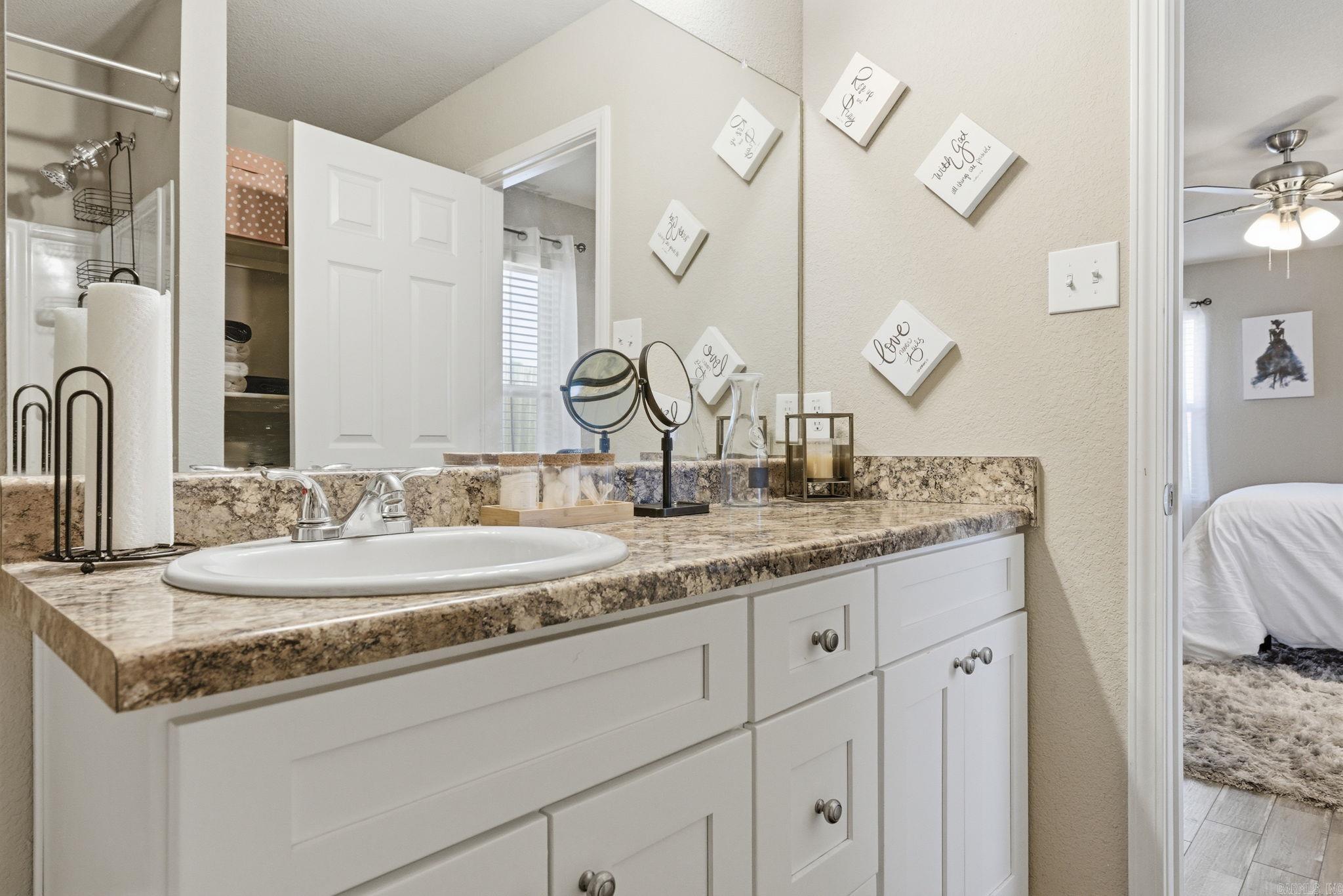 1178 Meadows Edge  Alexander, AR