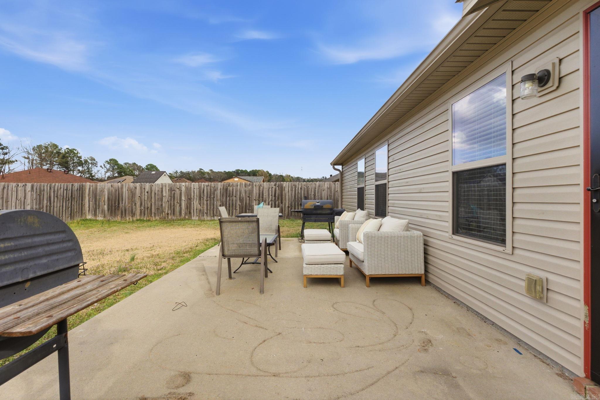 1178 Meadows Edge  Alexander, AR