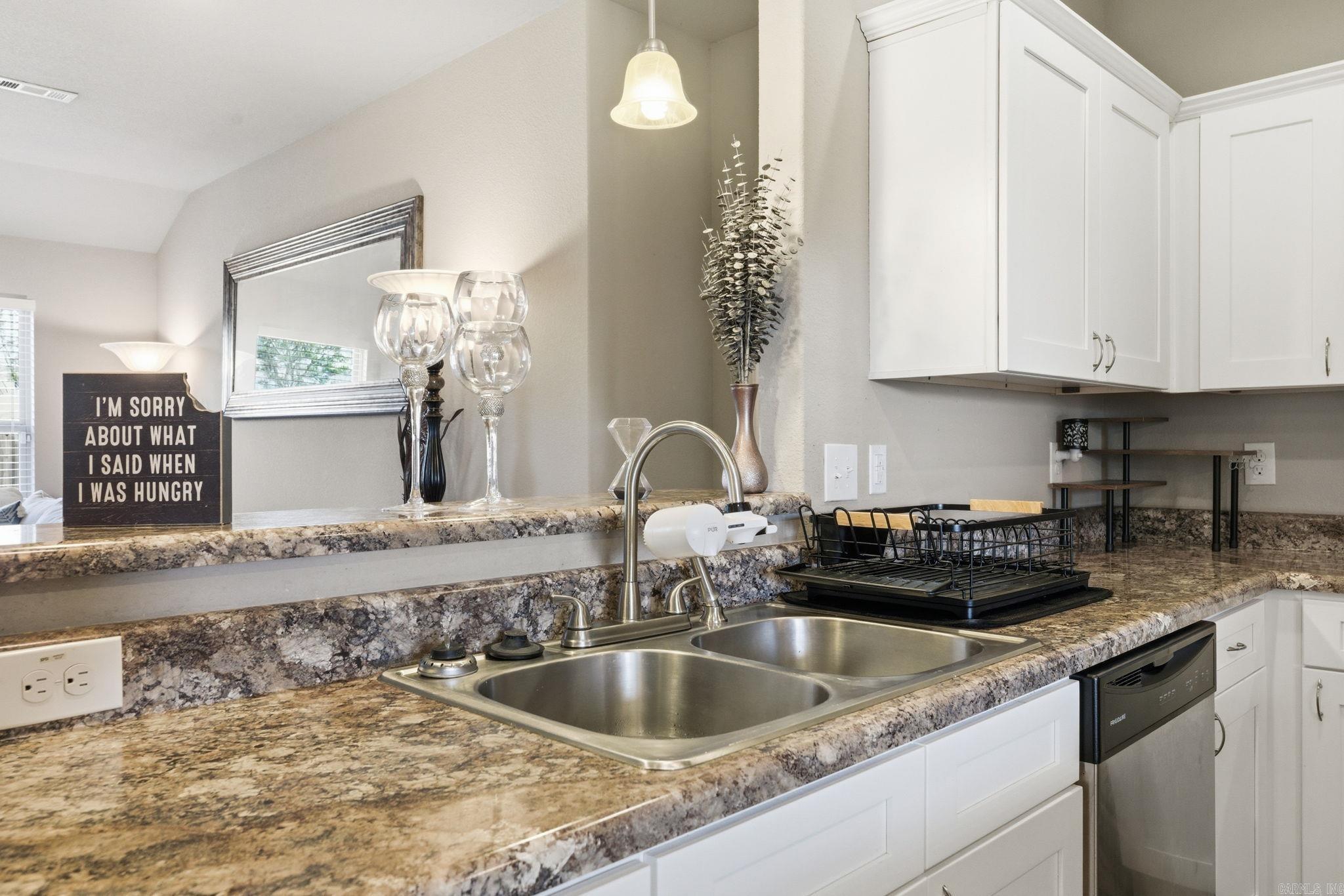 1178 Meadows Edge  Alexander, AR