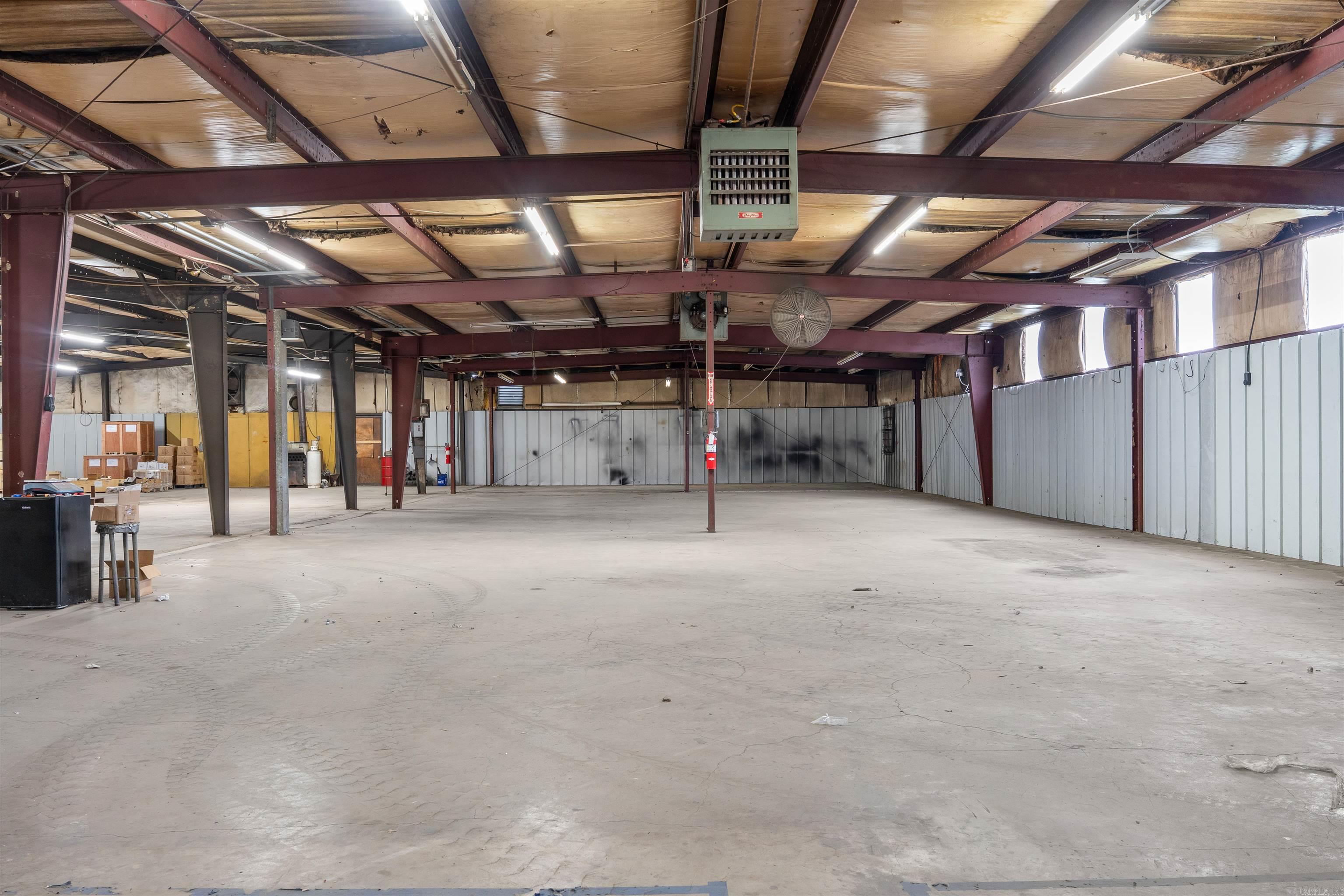 11 College N  Vilonia, AR