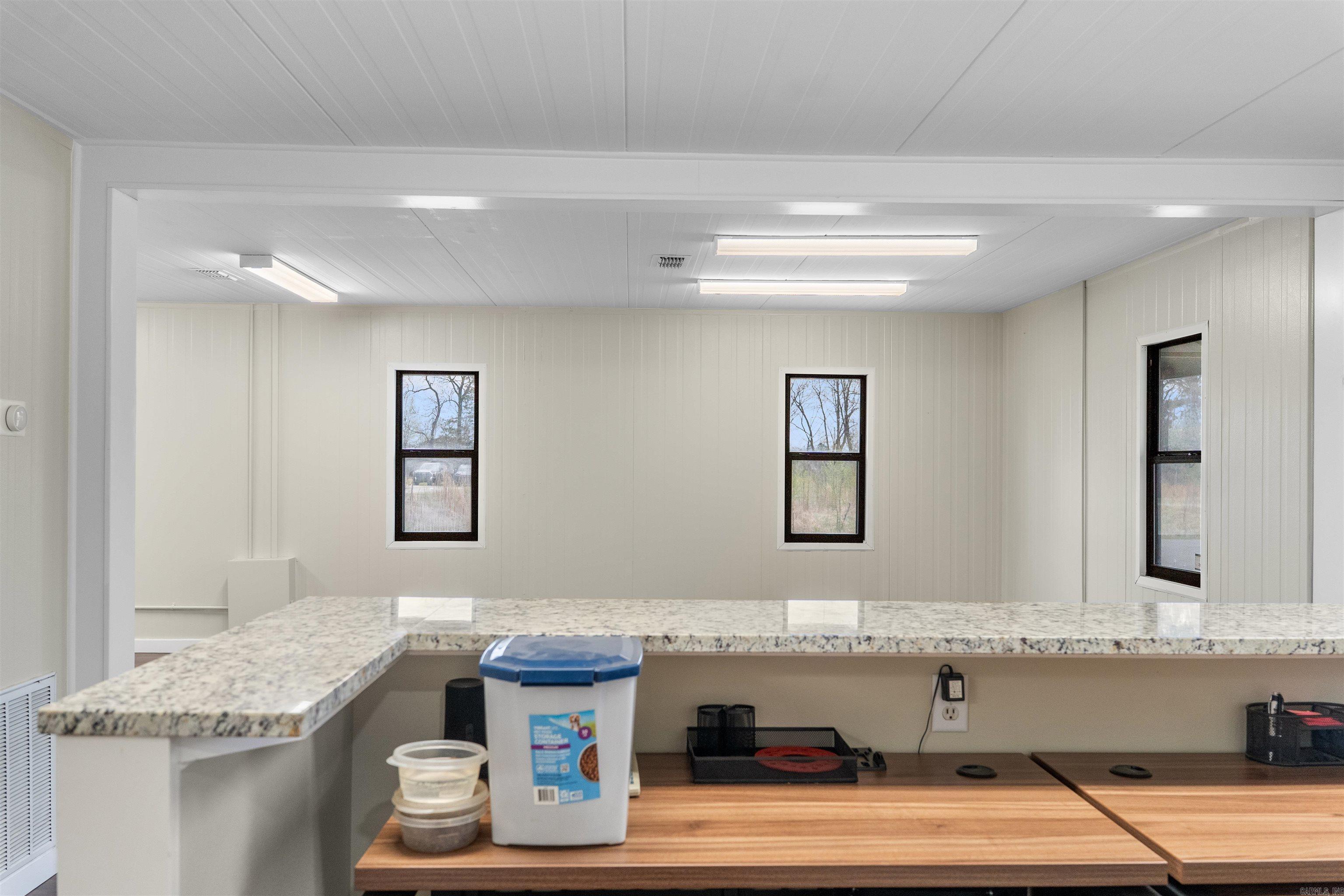 11 College N  Vilonia, AR