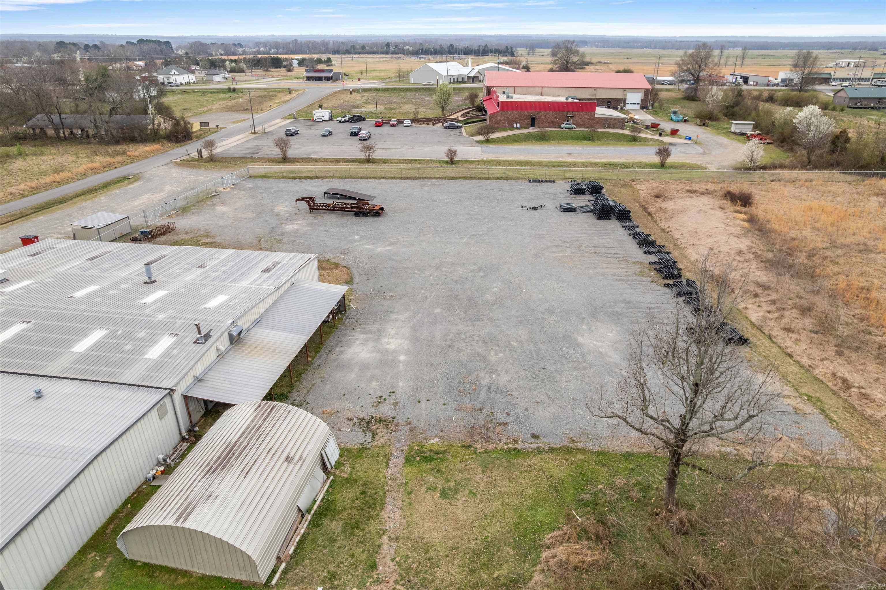 11 College N  Vilonia, AR