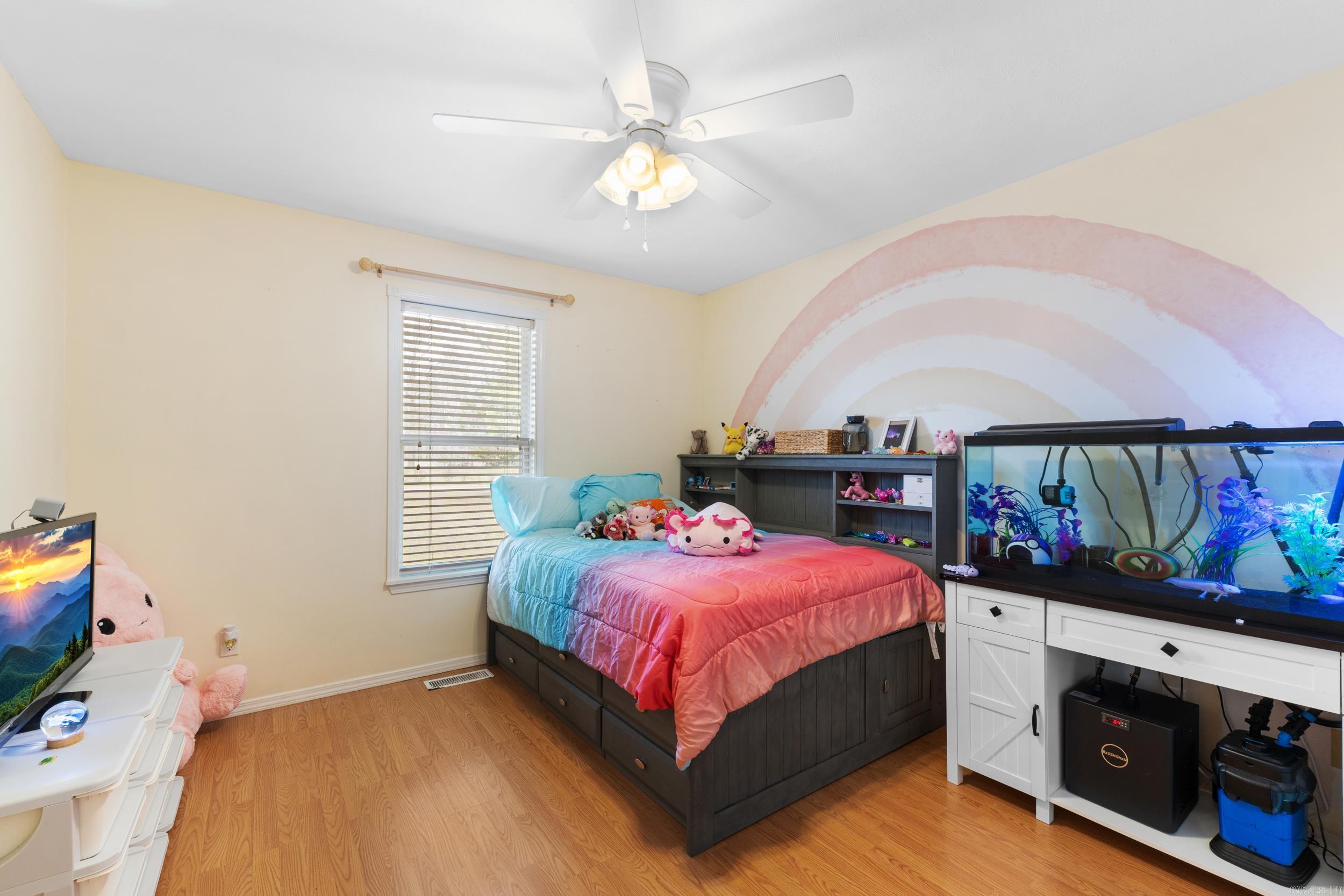 180 Contemporary Drive  Mountain Home, AR