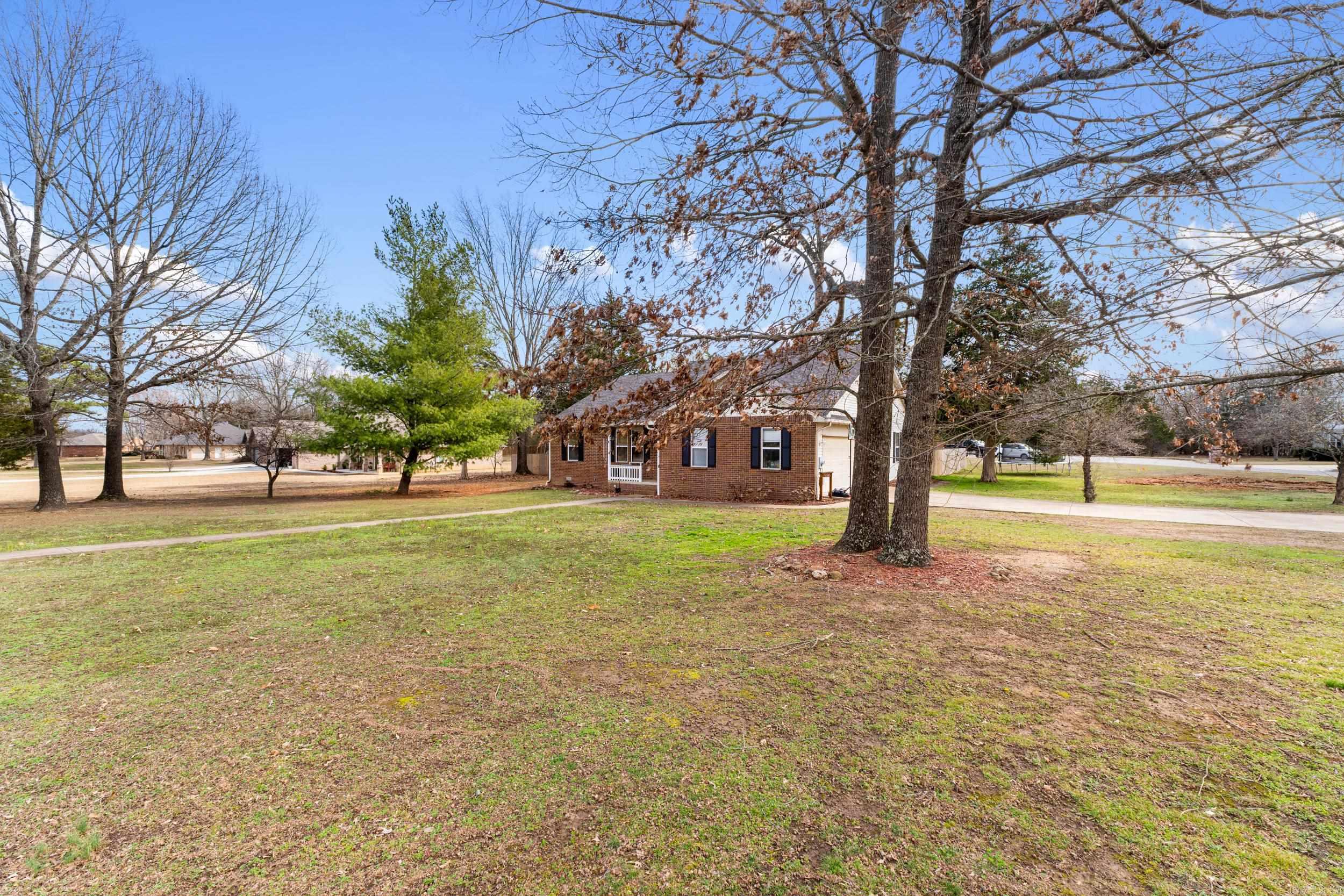 180 Contemporary Drive  Mountain Home, AR