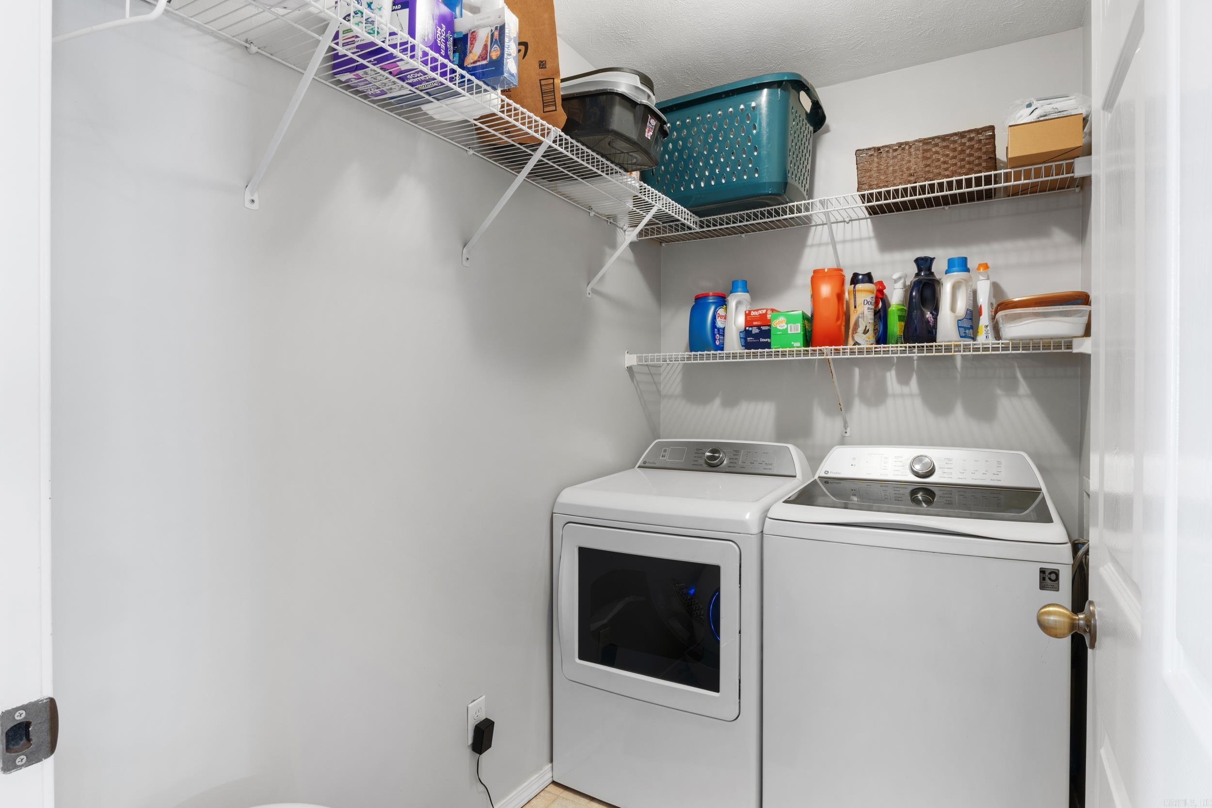 180 Contemporary Drive  Mountain Home, AR