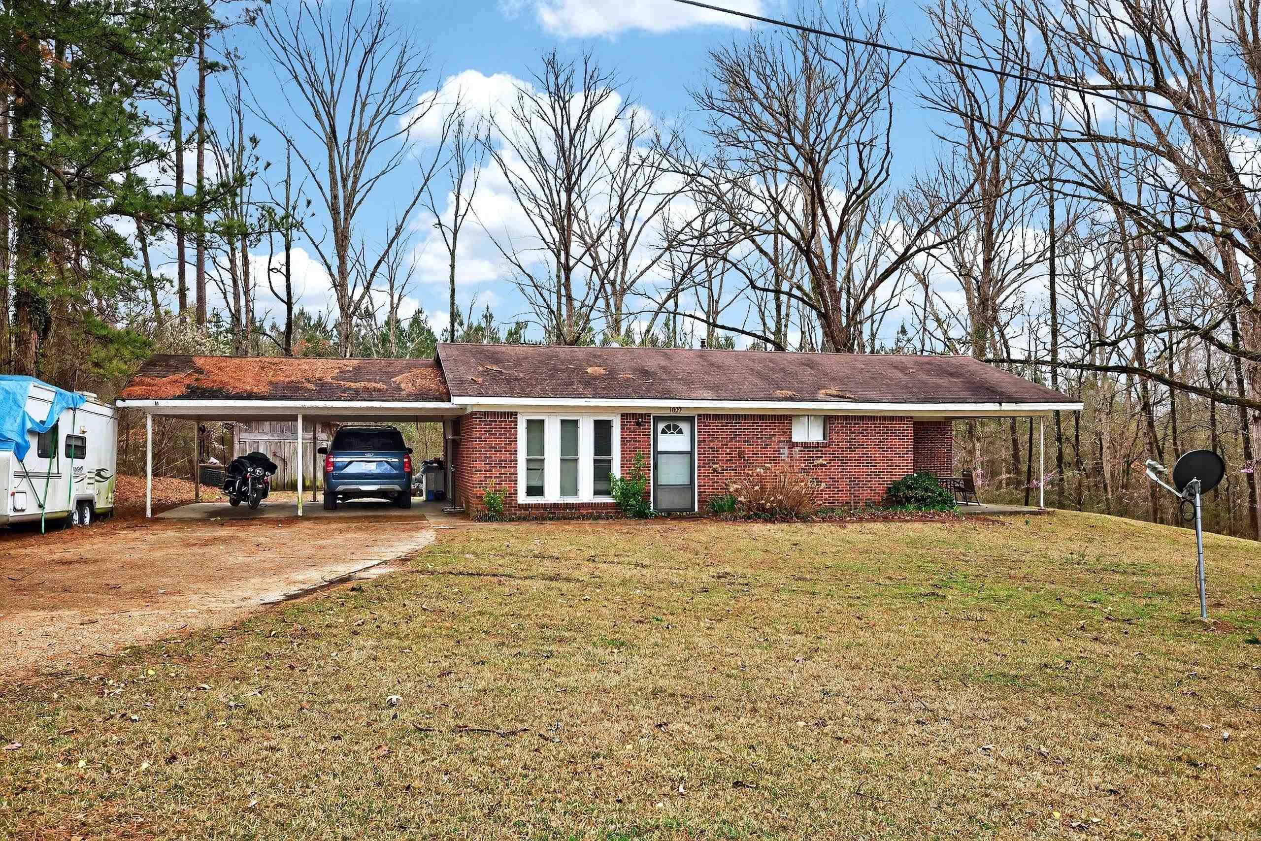 1029 Center Point  Gurdon, AR