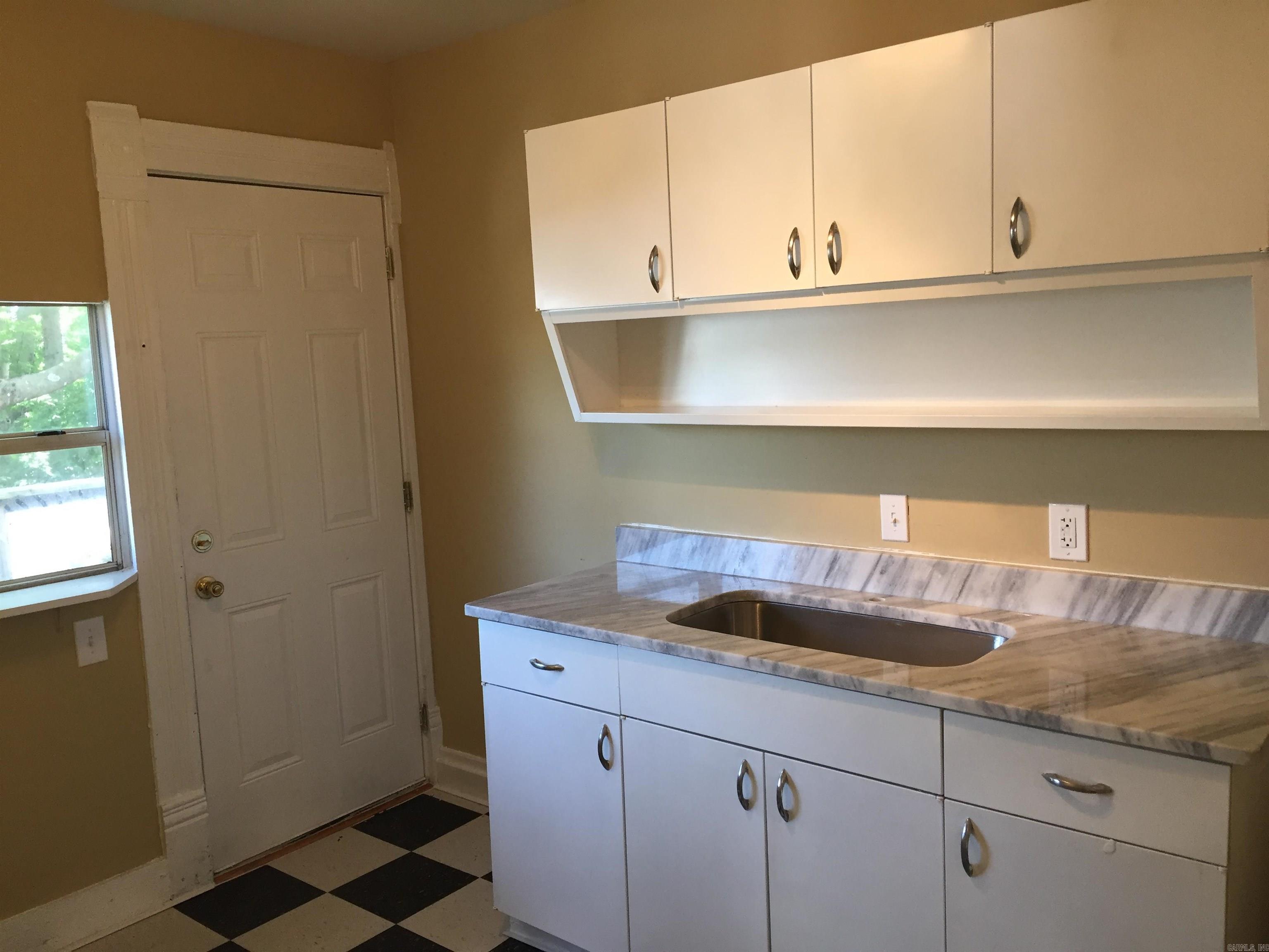 1305 Cumberland Street — photo 2