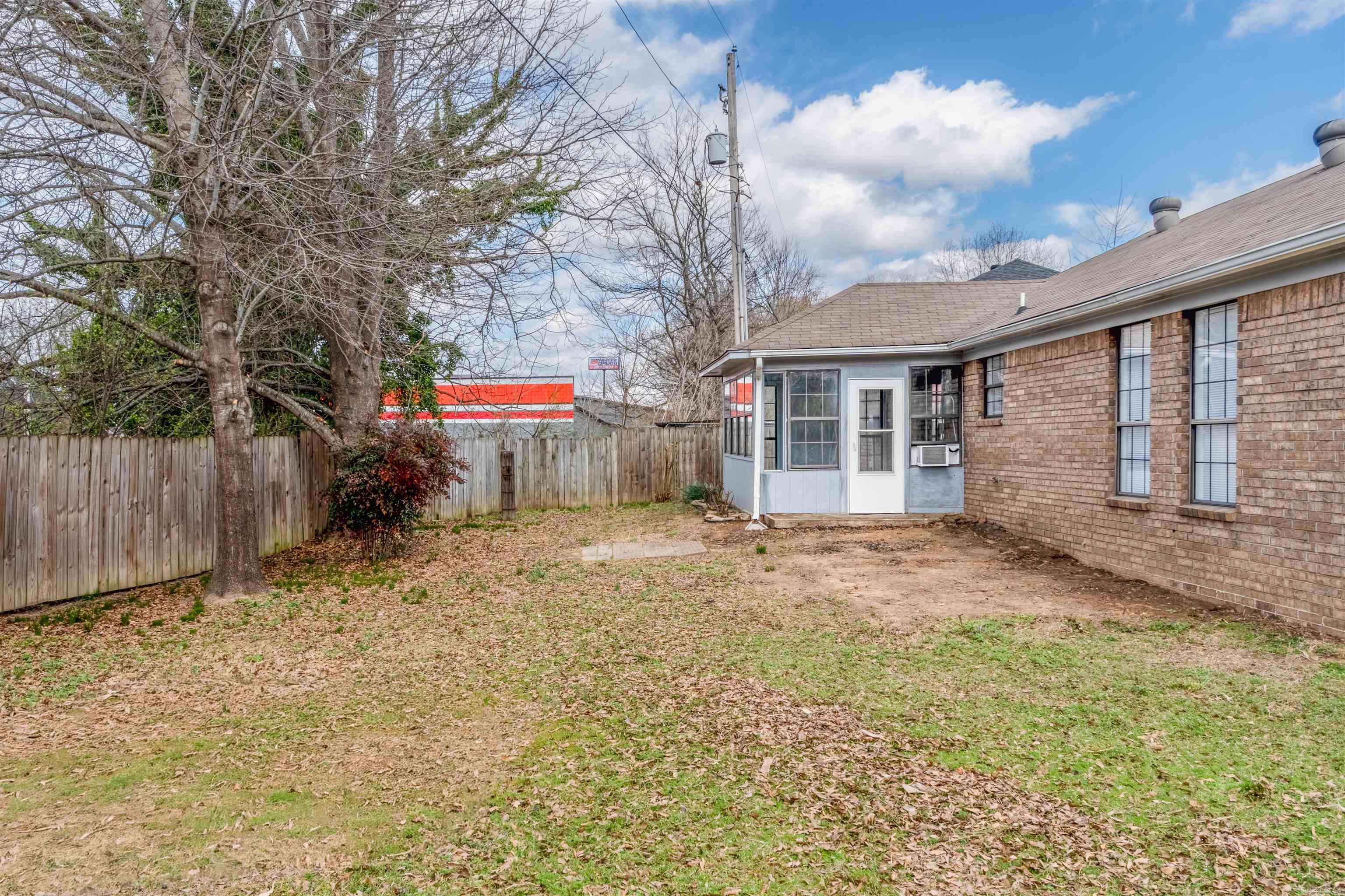 18 Steele Magnolia  Greenbrier, AR