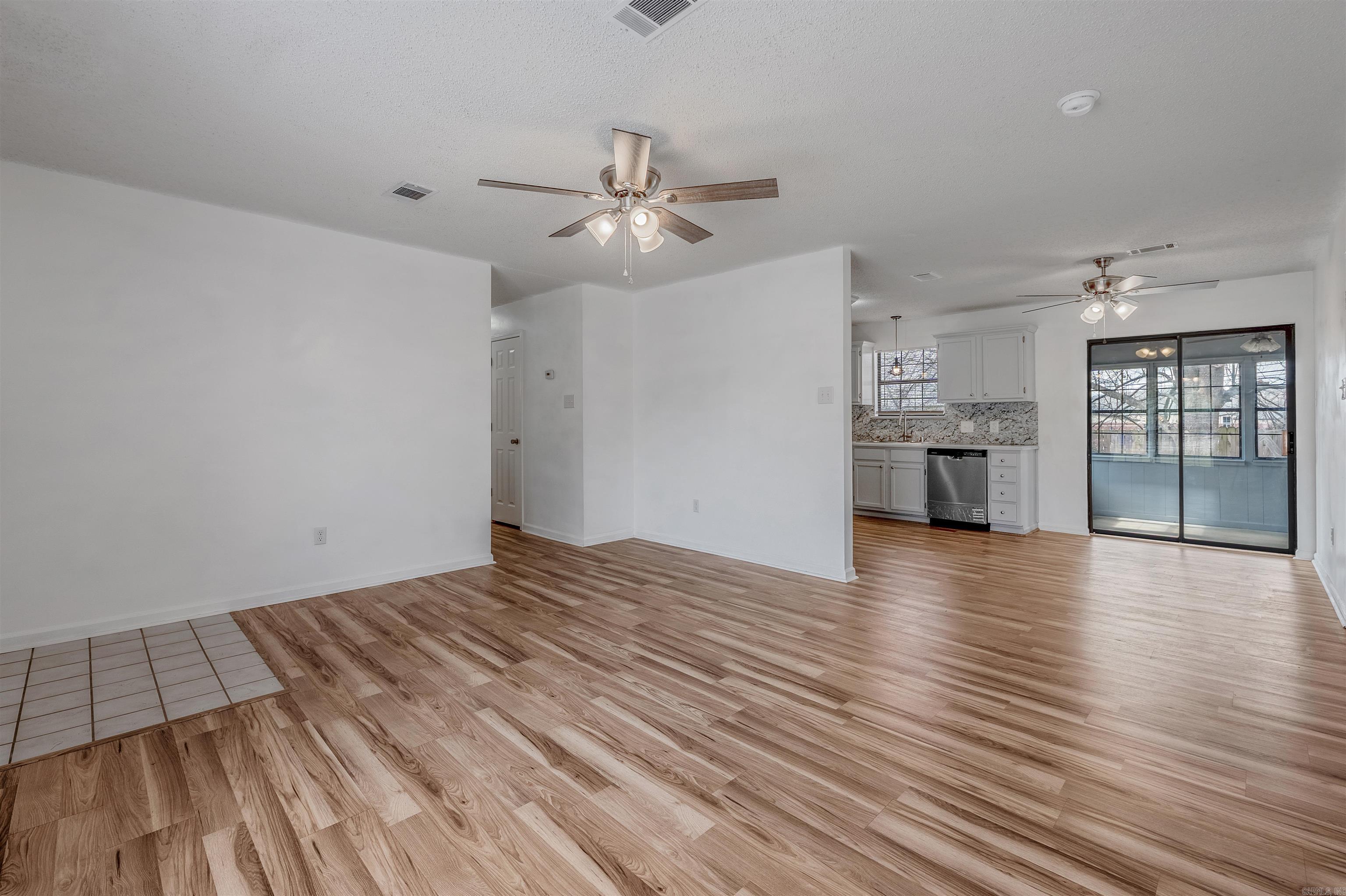 18 Steele Magnolia  Greenbrier, AR