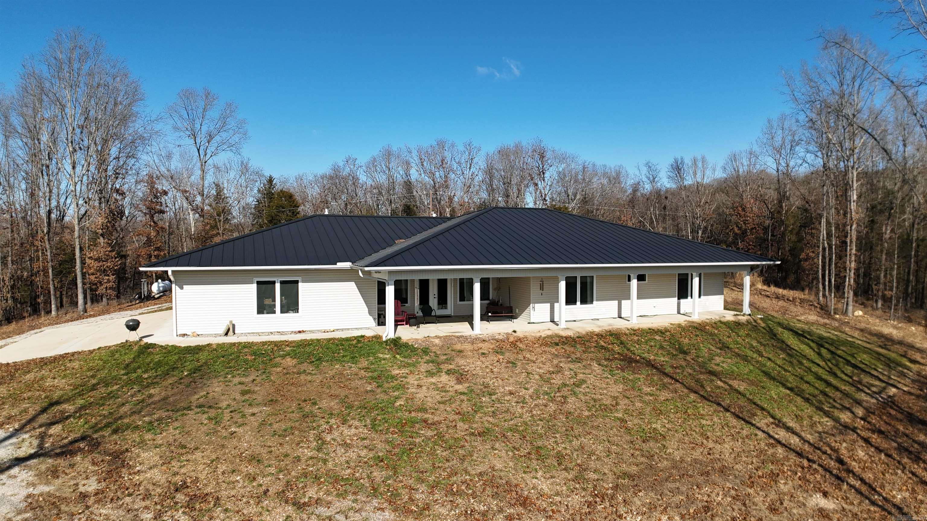 146 Nichols  Yellville, AR