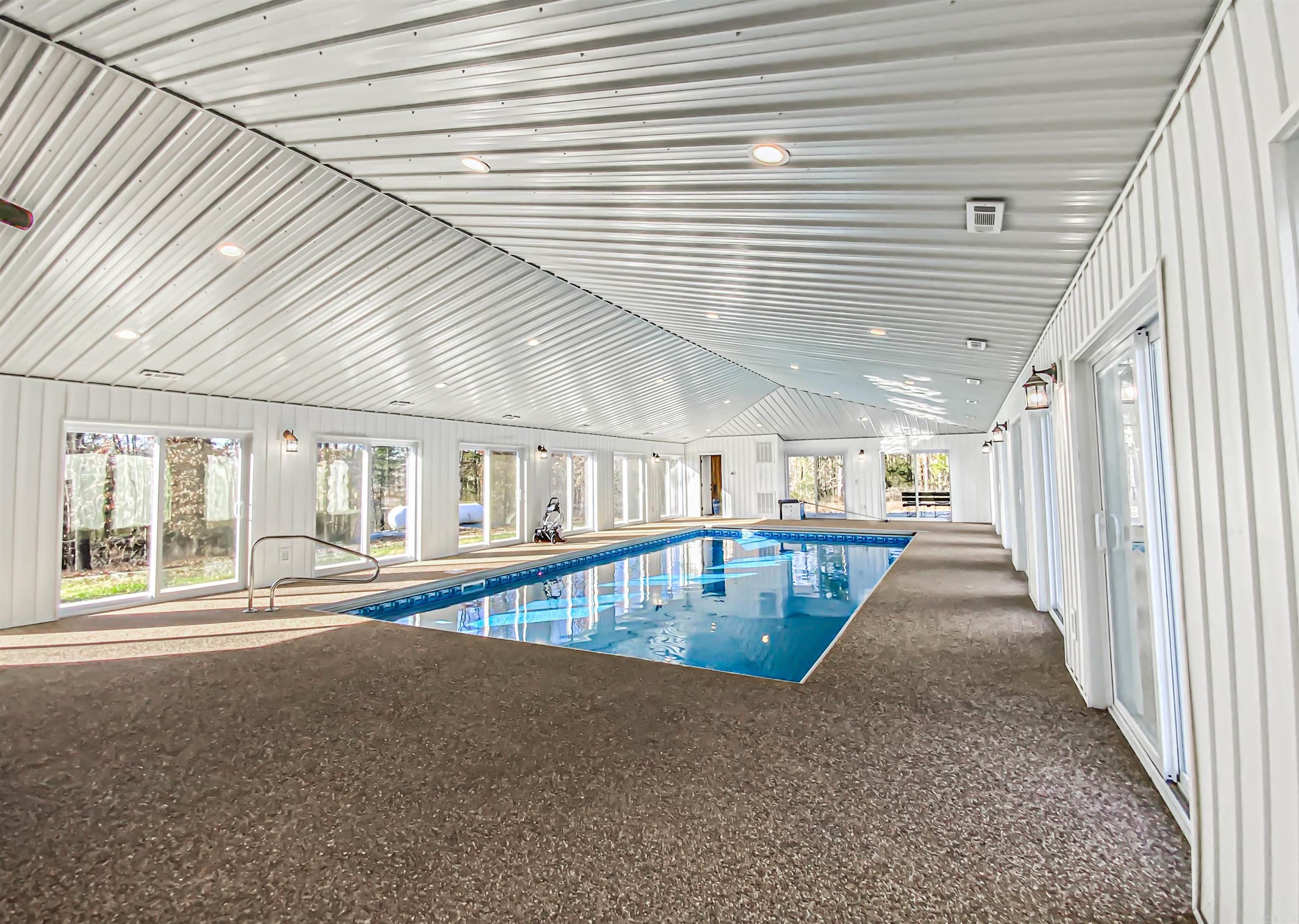 146 Nichols  Yellville, AR