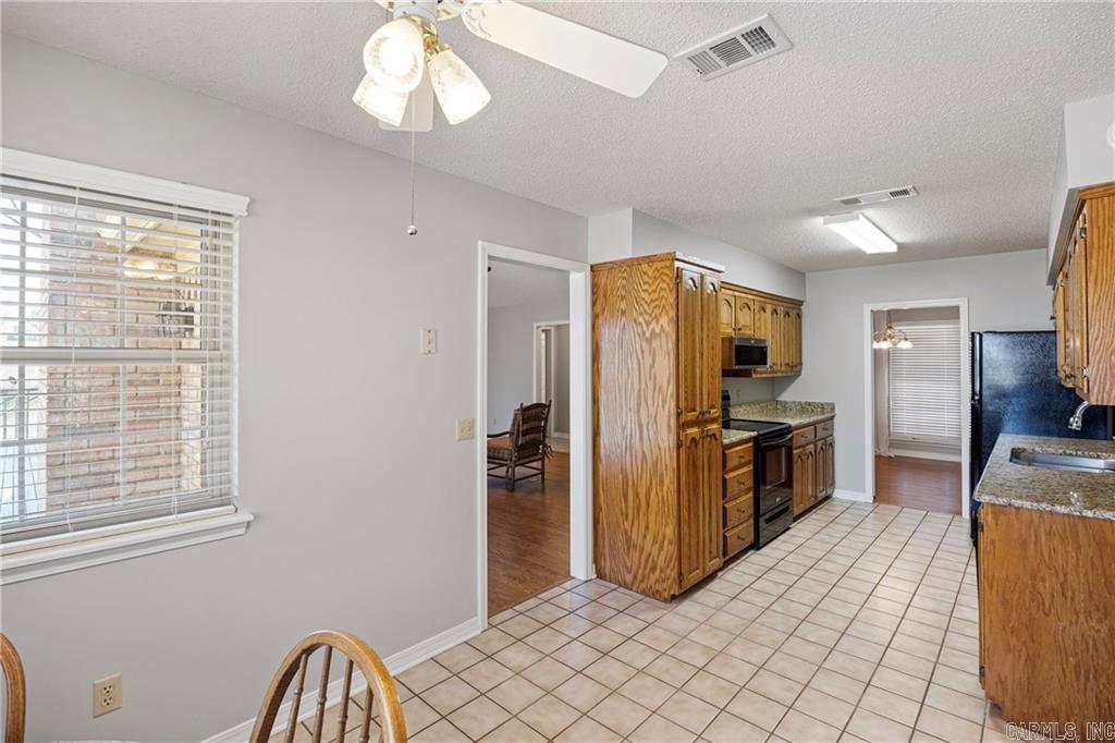 218 Canterbury Circle  Russellville, AR