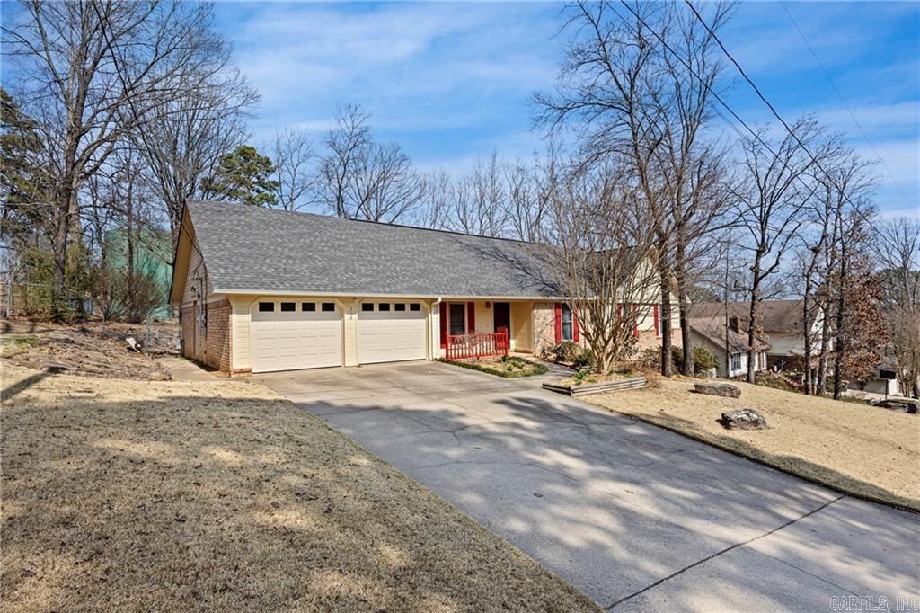 218 Canterbury Circle  Russellville, AR