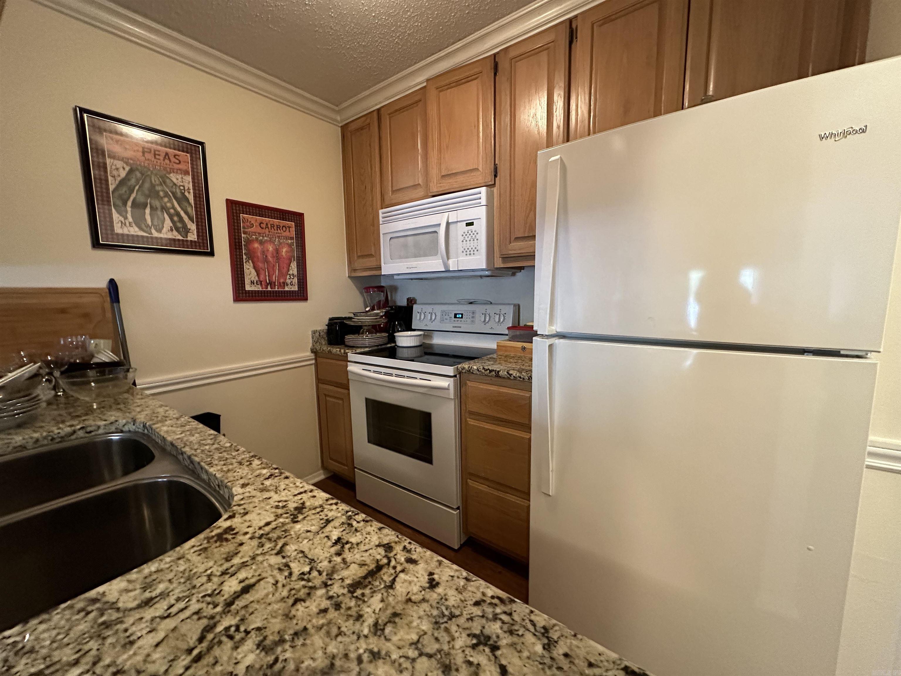 135 Hillview Dr  Fairfield Bay, AR