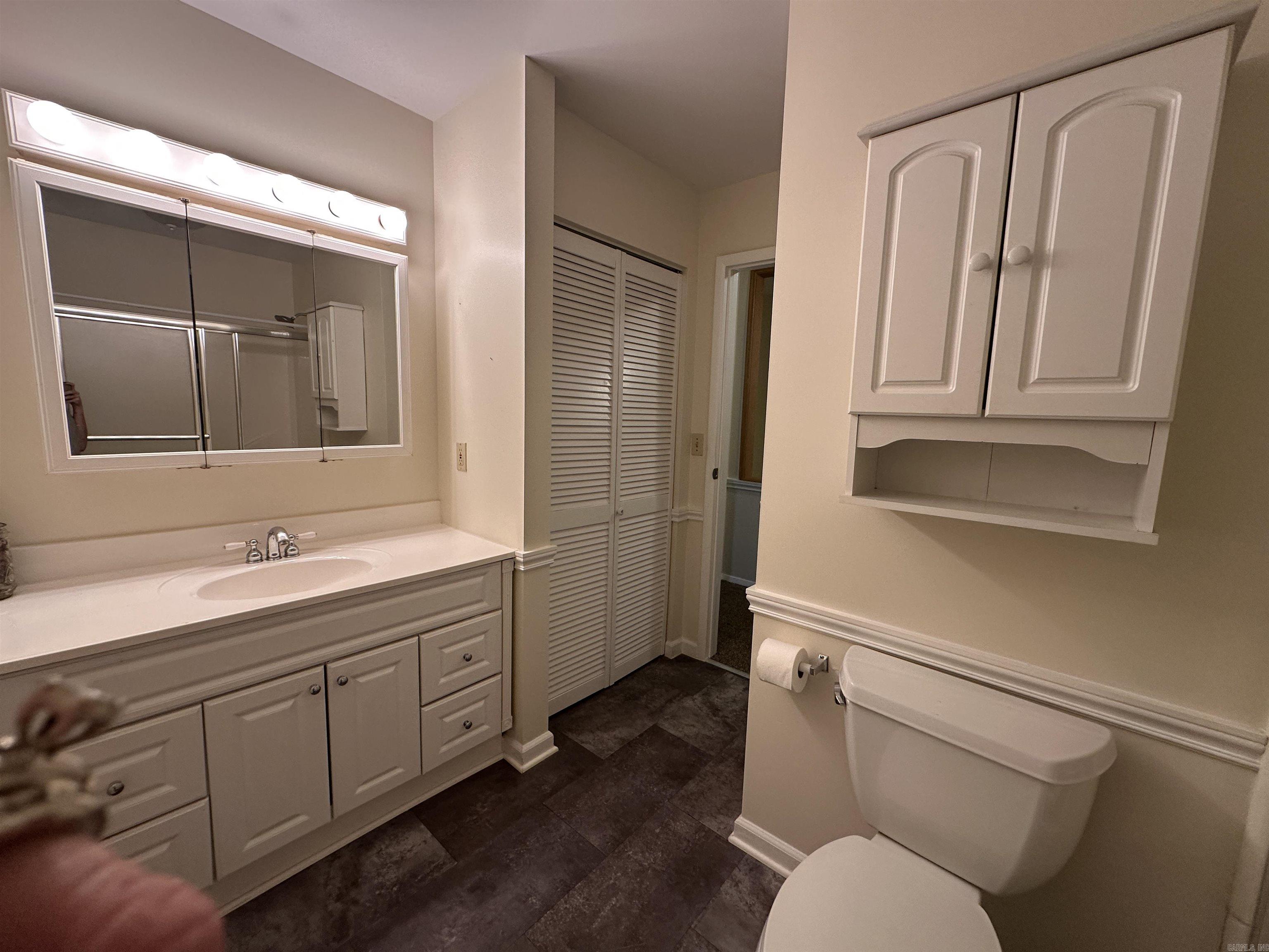 135 Hillview Dr  Fairfield Bay, AR