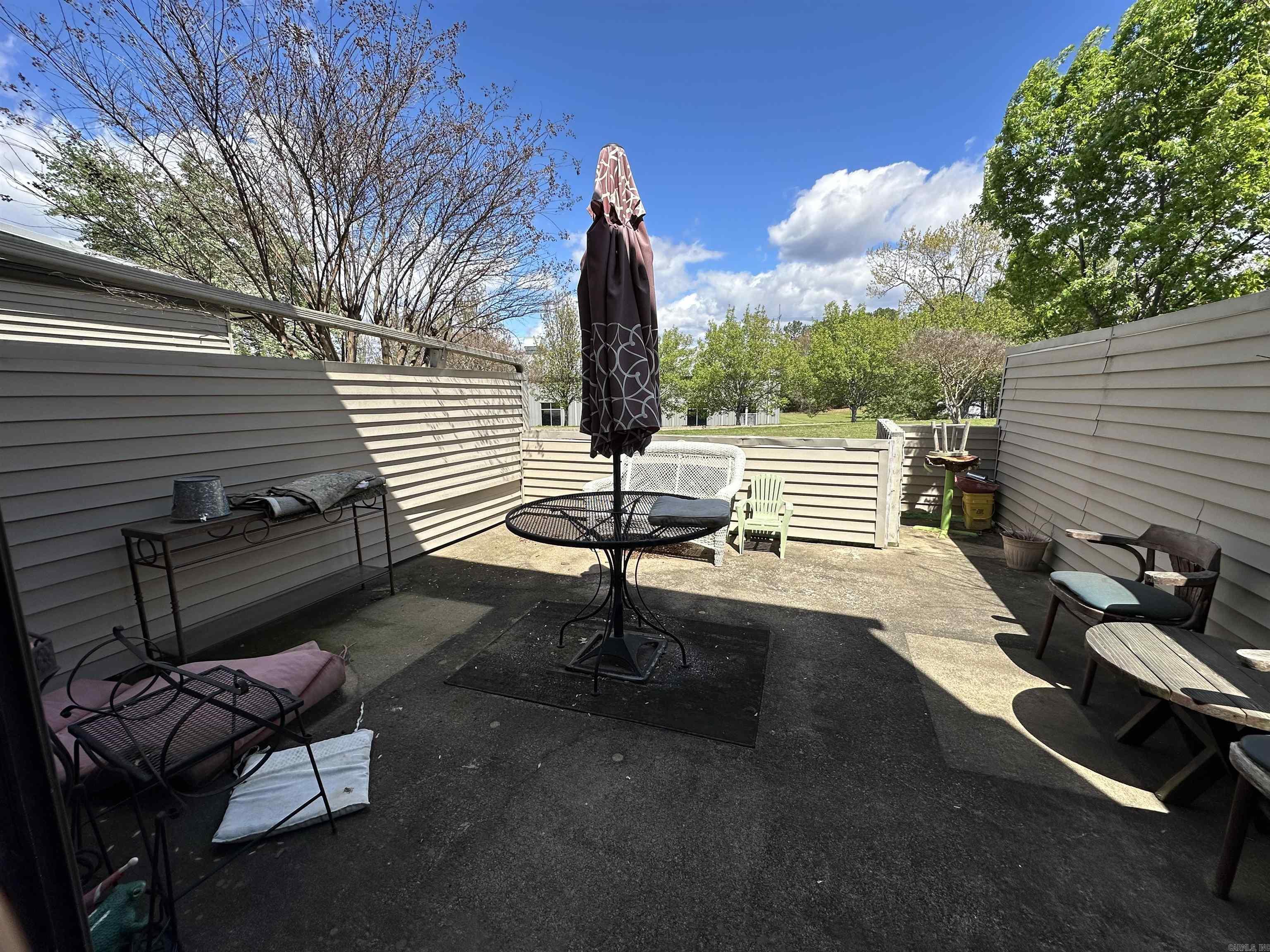 135 Hillview Dr  Fairfield Bay, AR