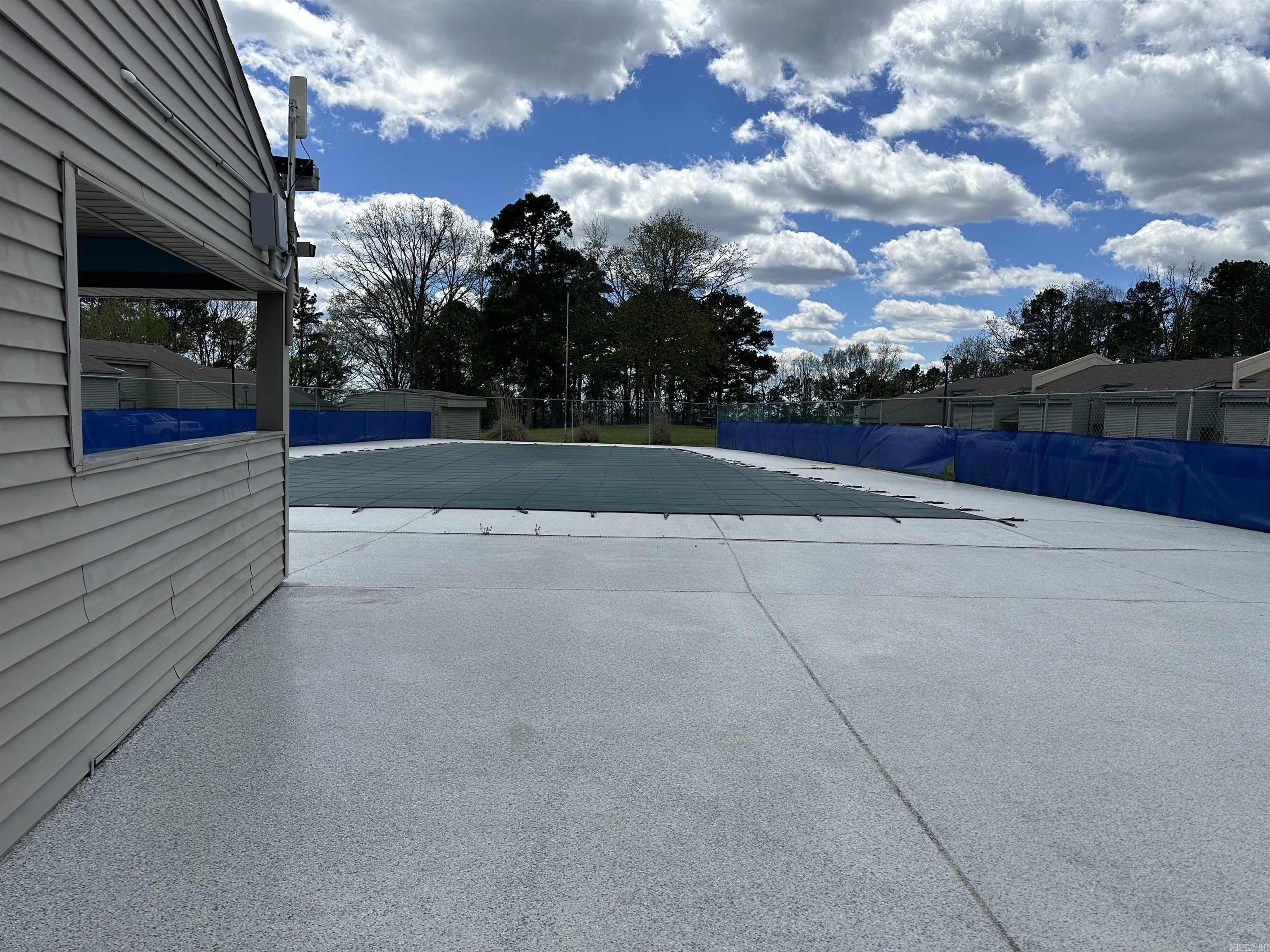 135 Hillview Dr  Fairfield Bay, AR