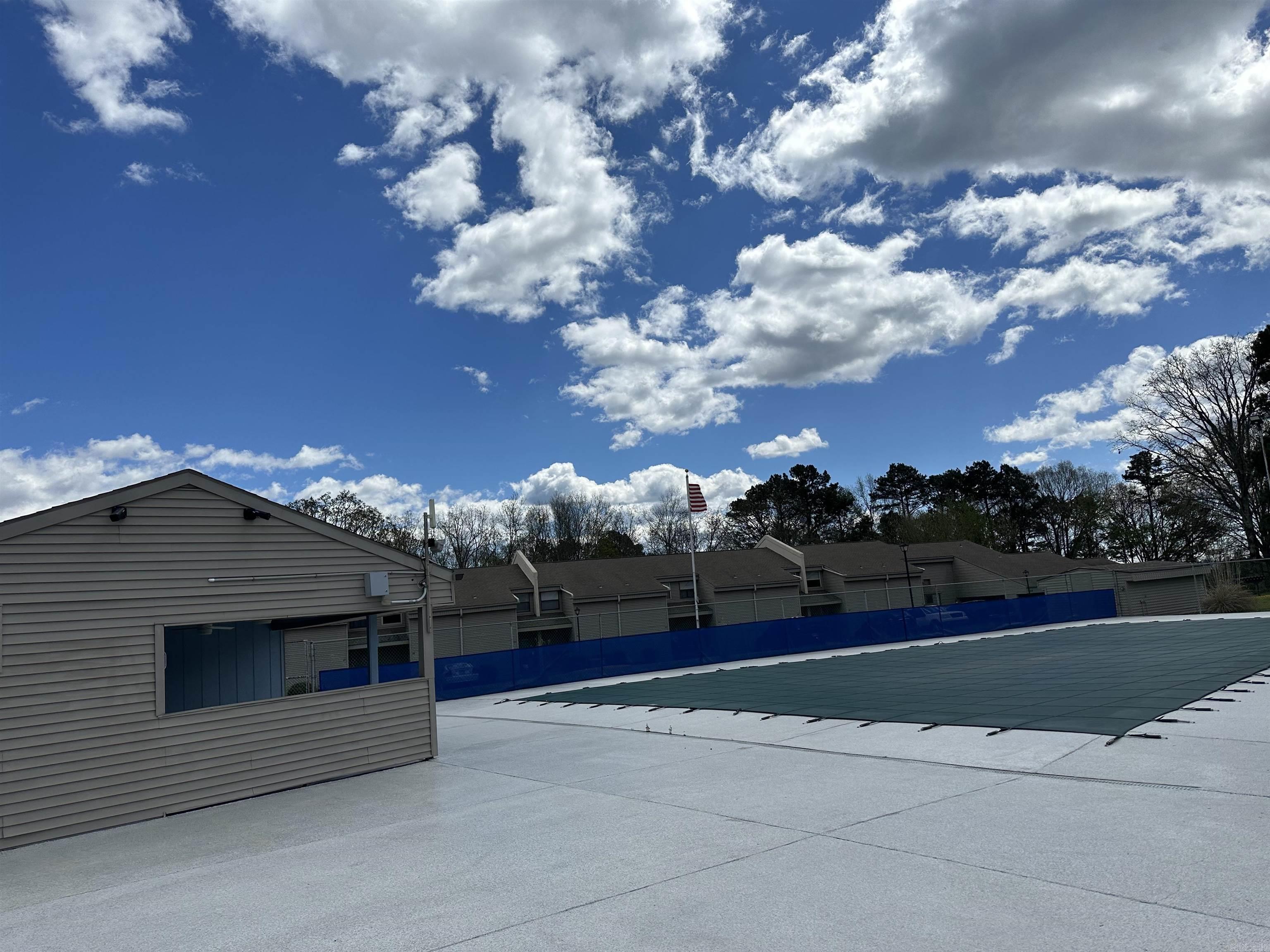 135 Hillview Dr  Fairfield Bay, AR