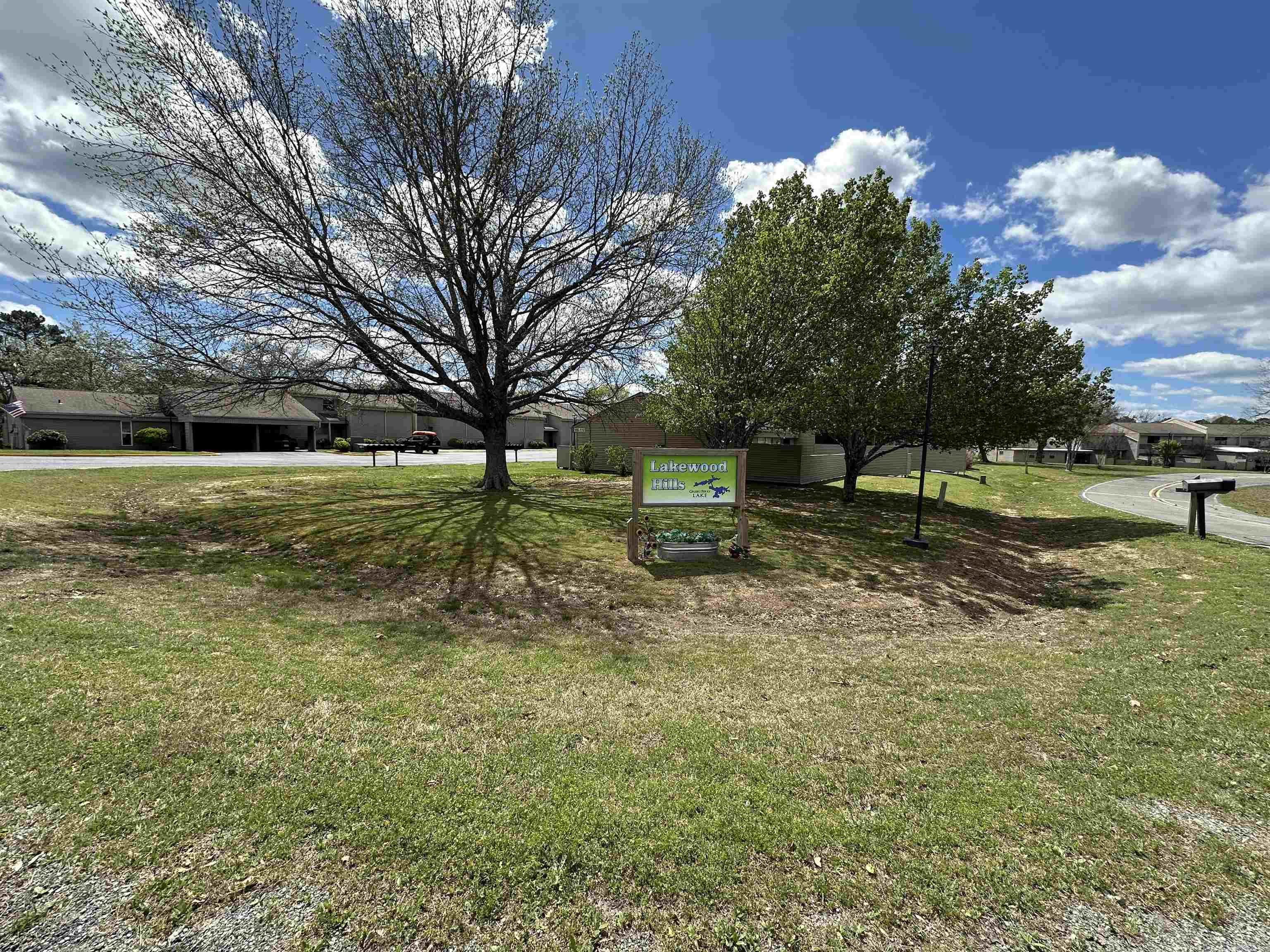 135 Hillview Dr  Fairfield Bay, AR