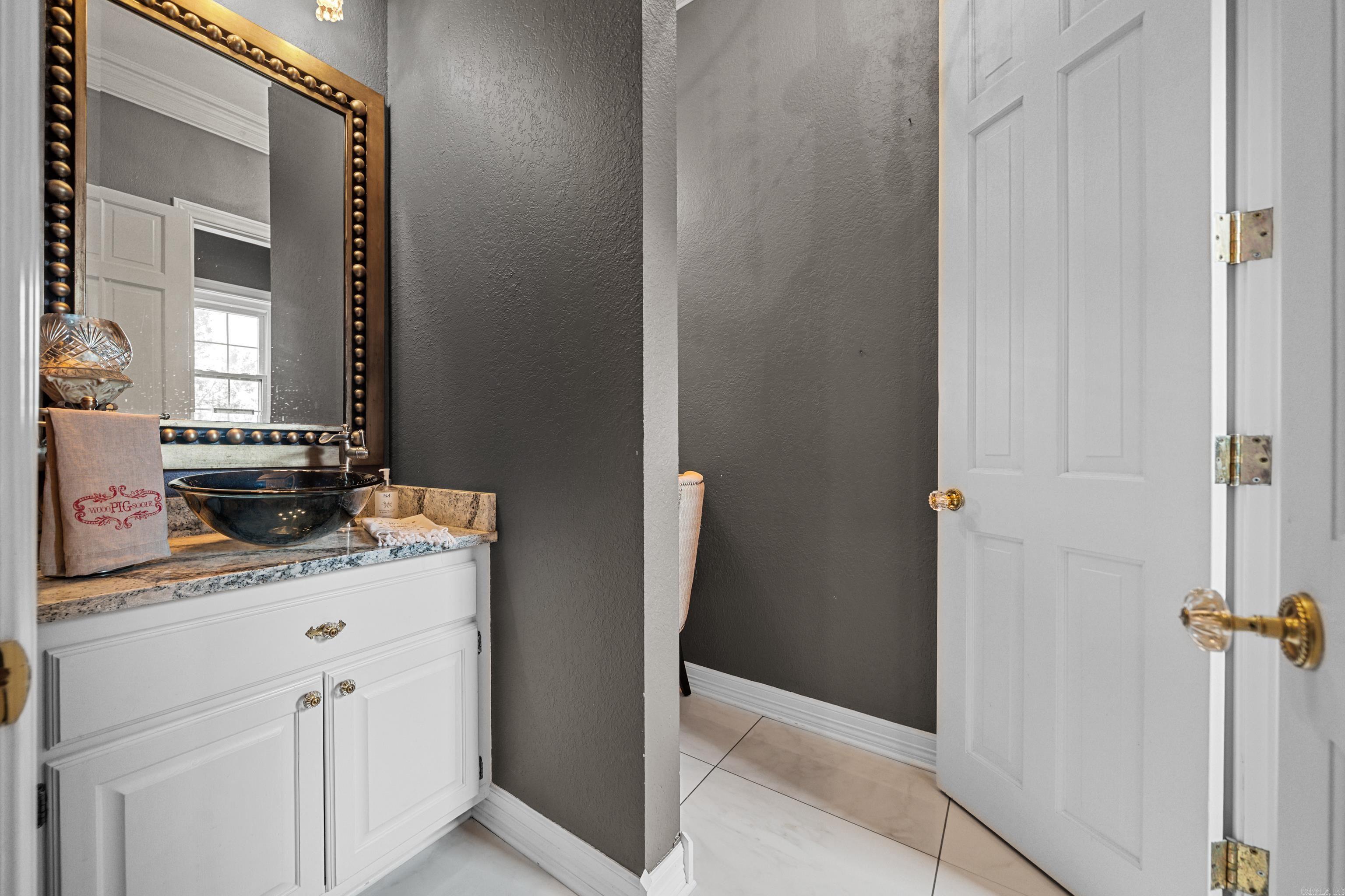 6425 Airport Rd  Bonnerdale, AR