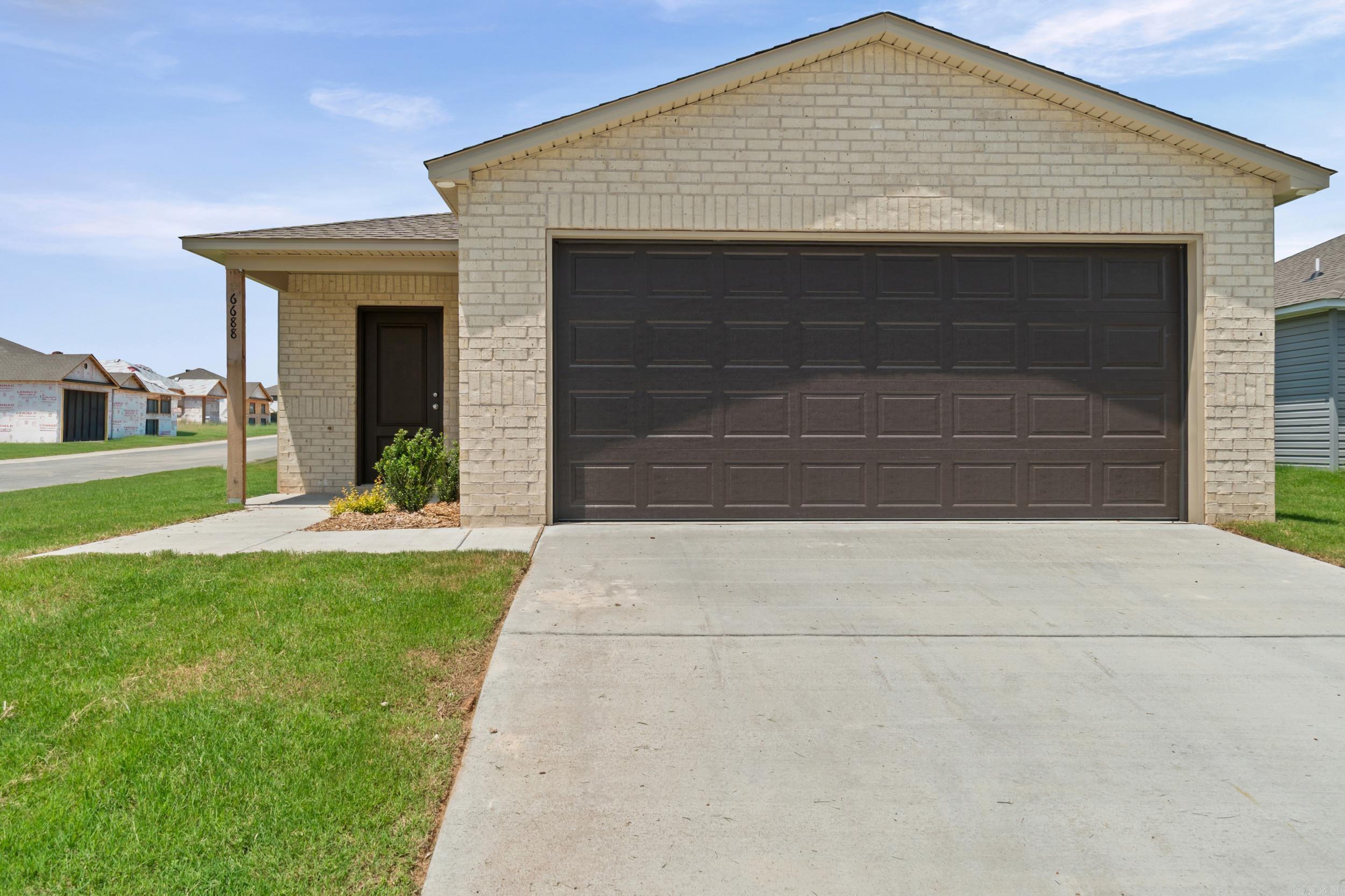 6688 Hollywood Avenue Benton, AR 72019