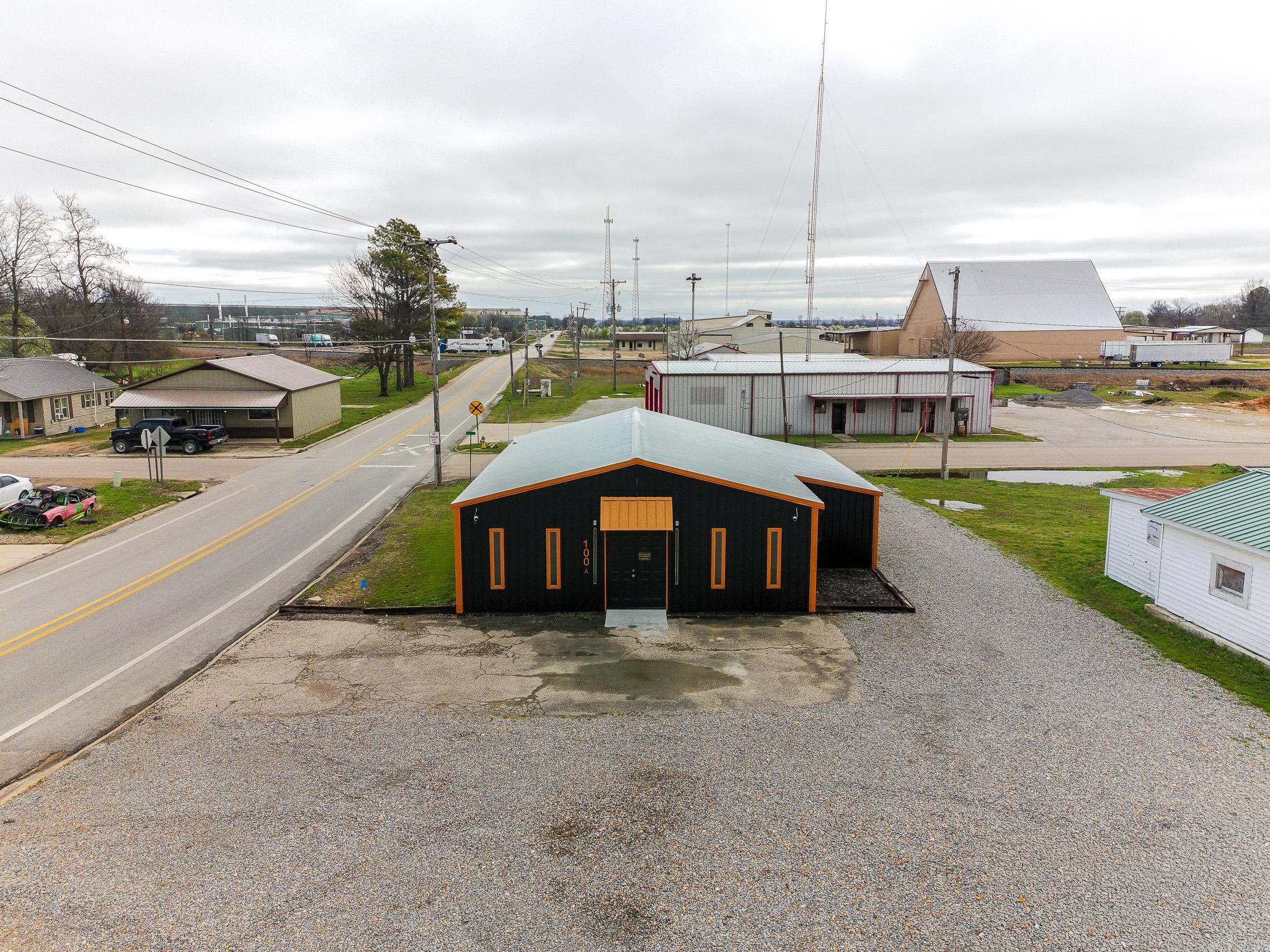 100 S 2nd  Marmaduke, AR