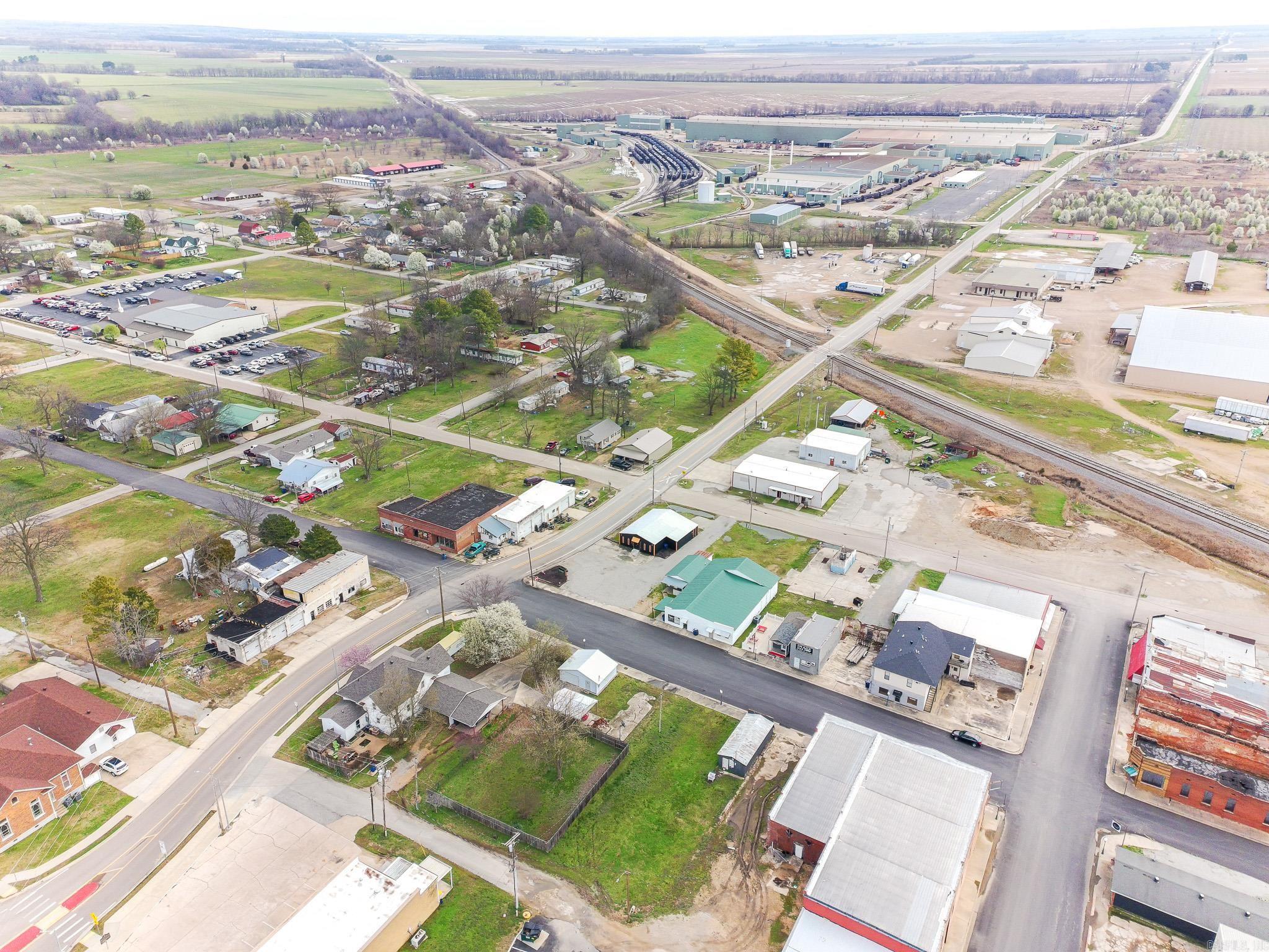 100 S 2nd  Marmaduke, AR