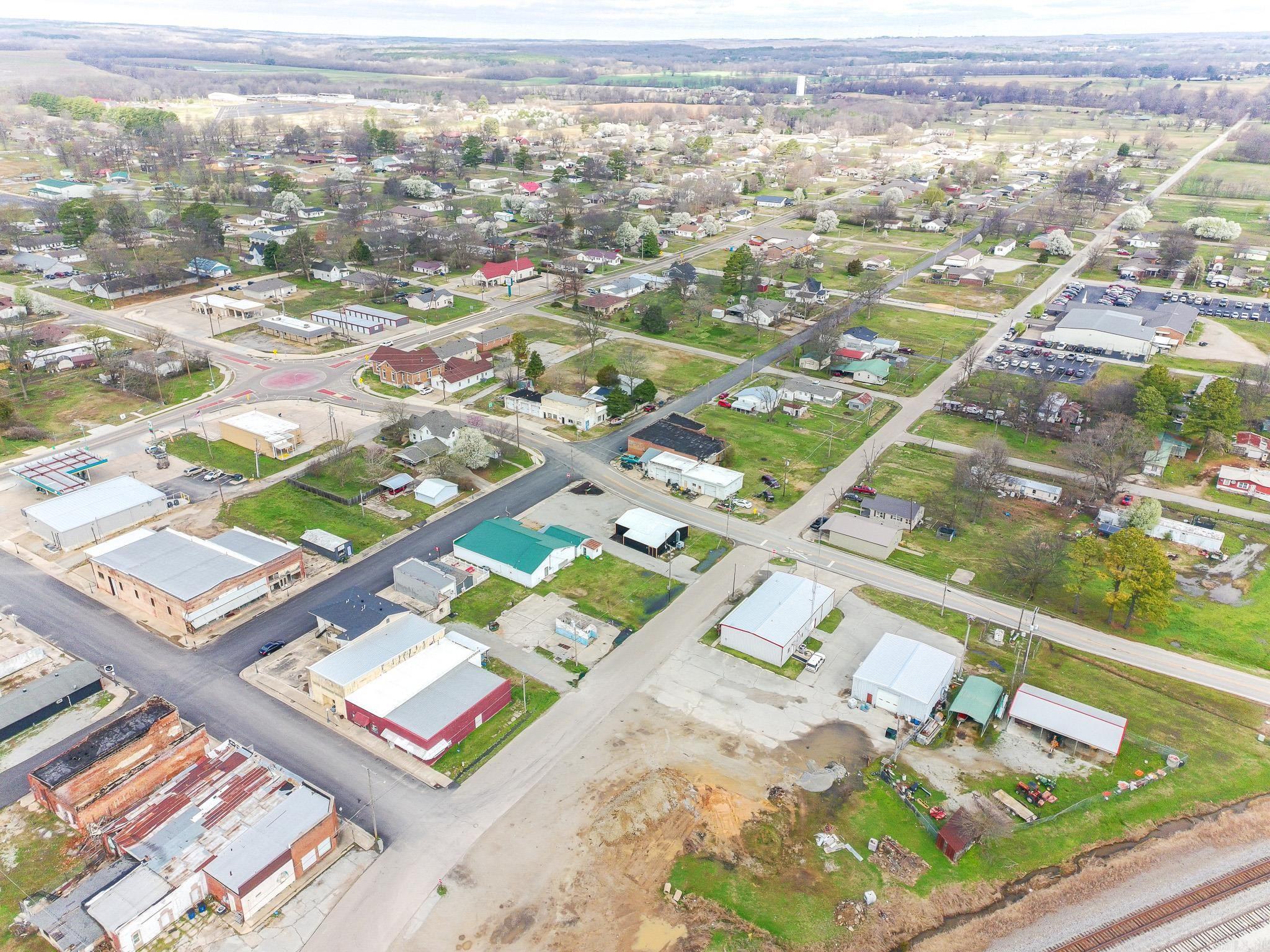 100 S 2nd  Marmaduke, AR