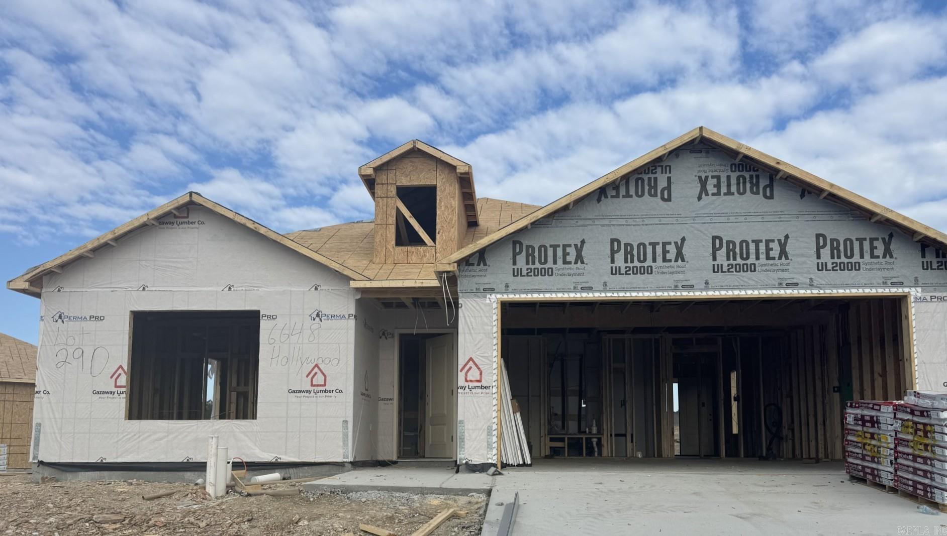 6656 Hollywood Avenue