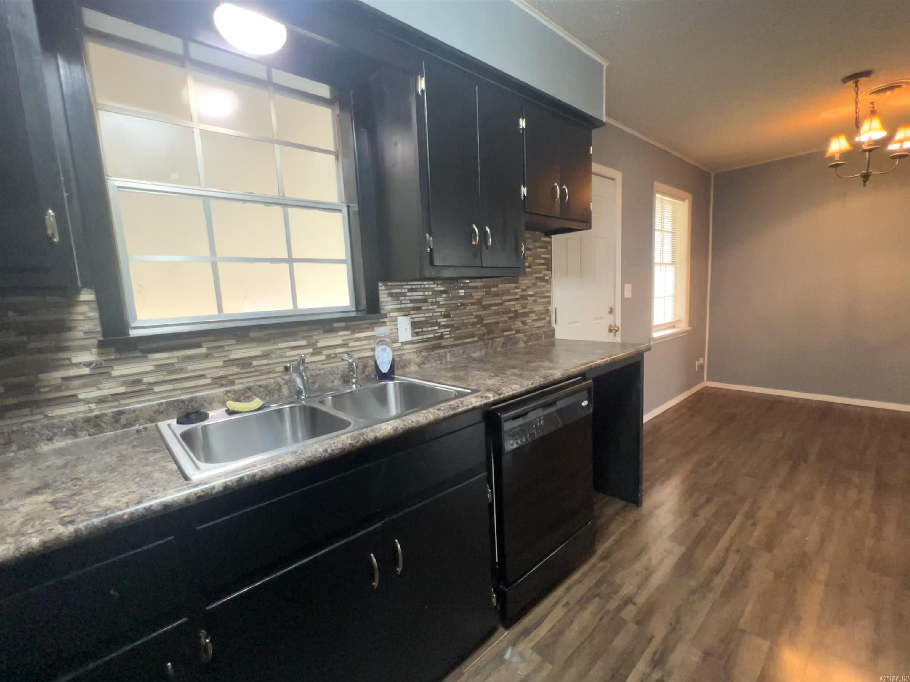 458 Valarie  Piggott, AR