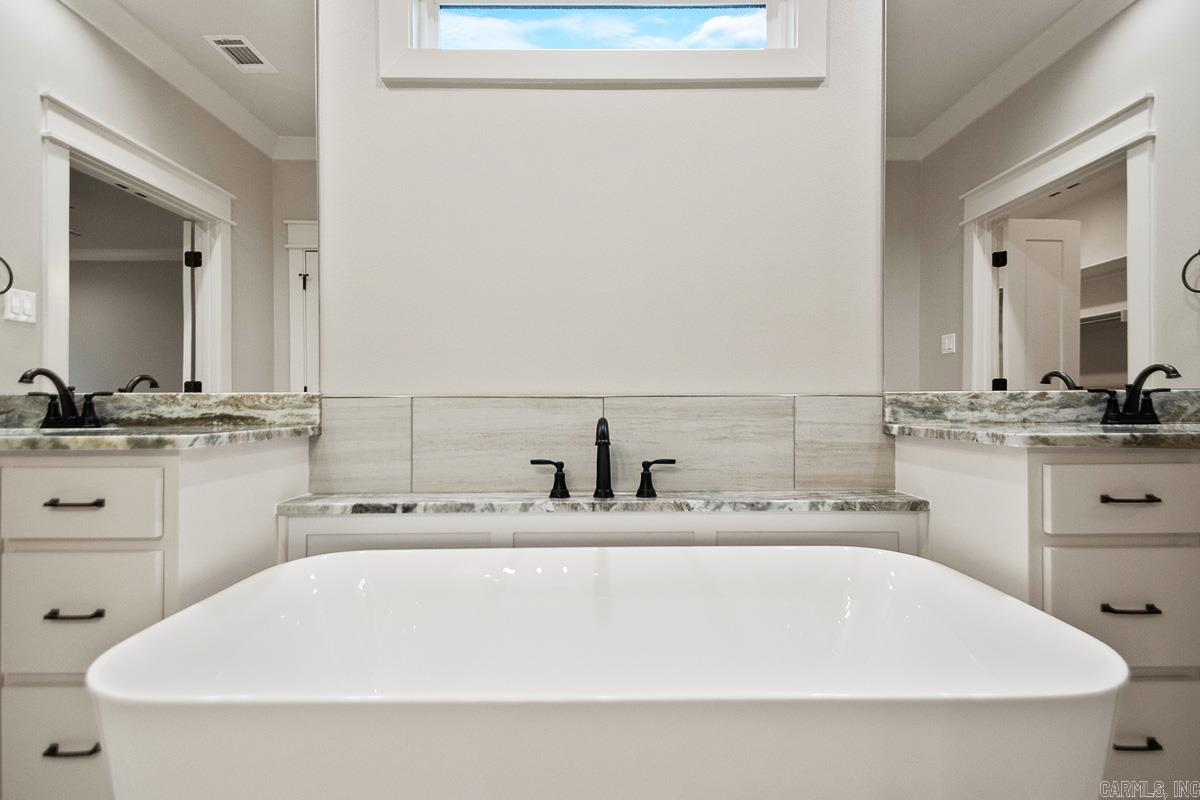 557 Valley Oak  Sherwood, AR