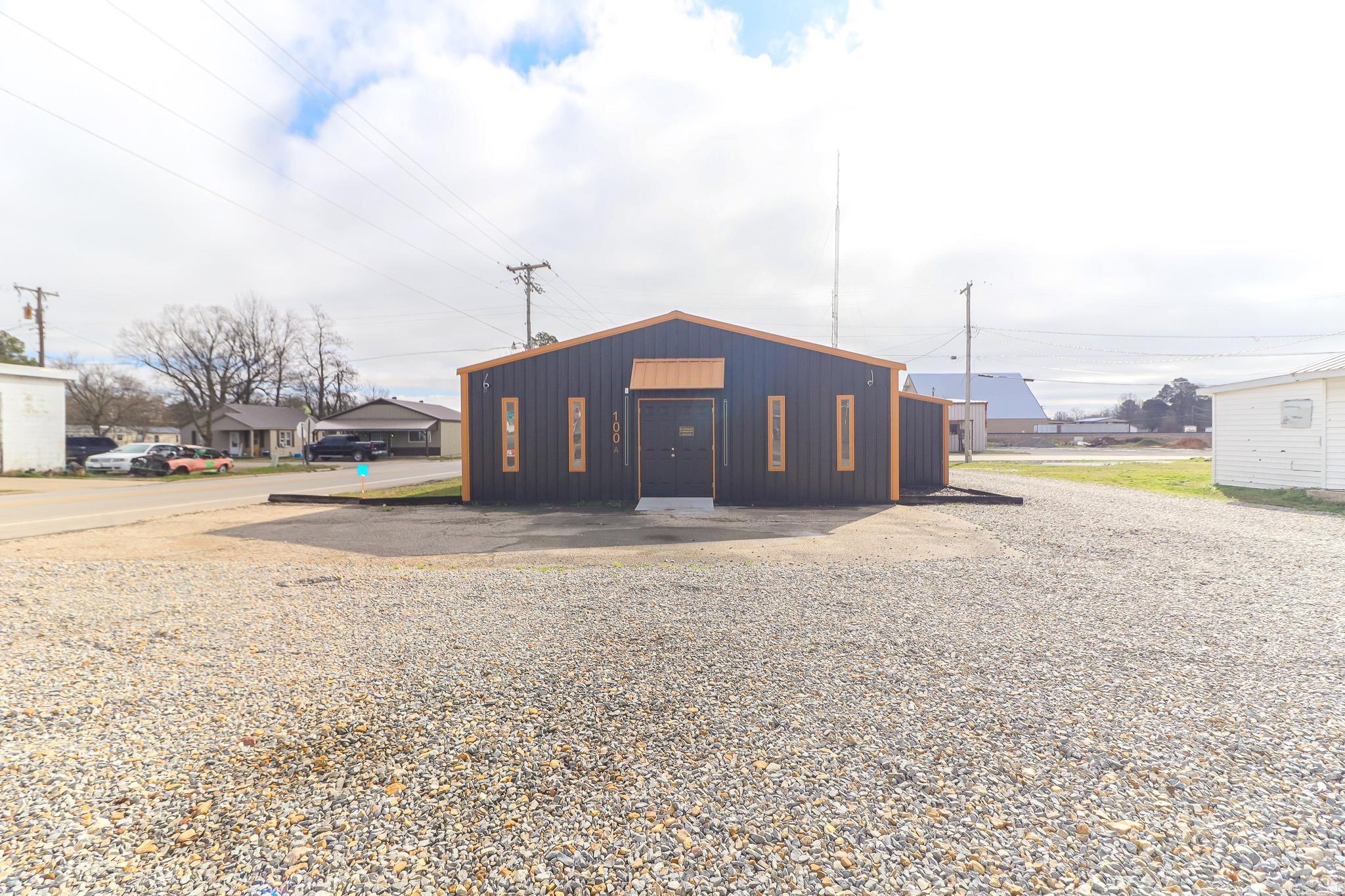 100 S 2nd  Marmaduke, AR