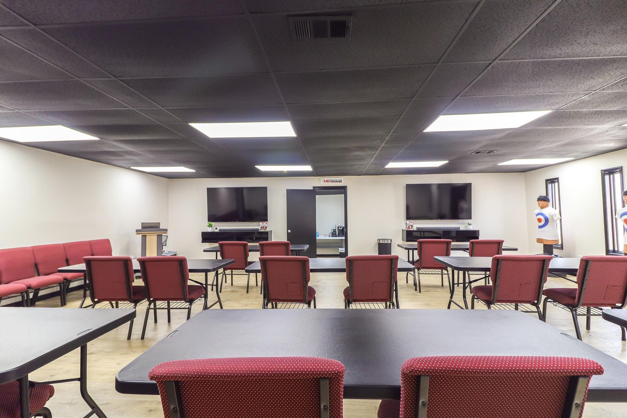 100 S 2nd  Marmaduke, AR