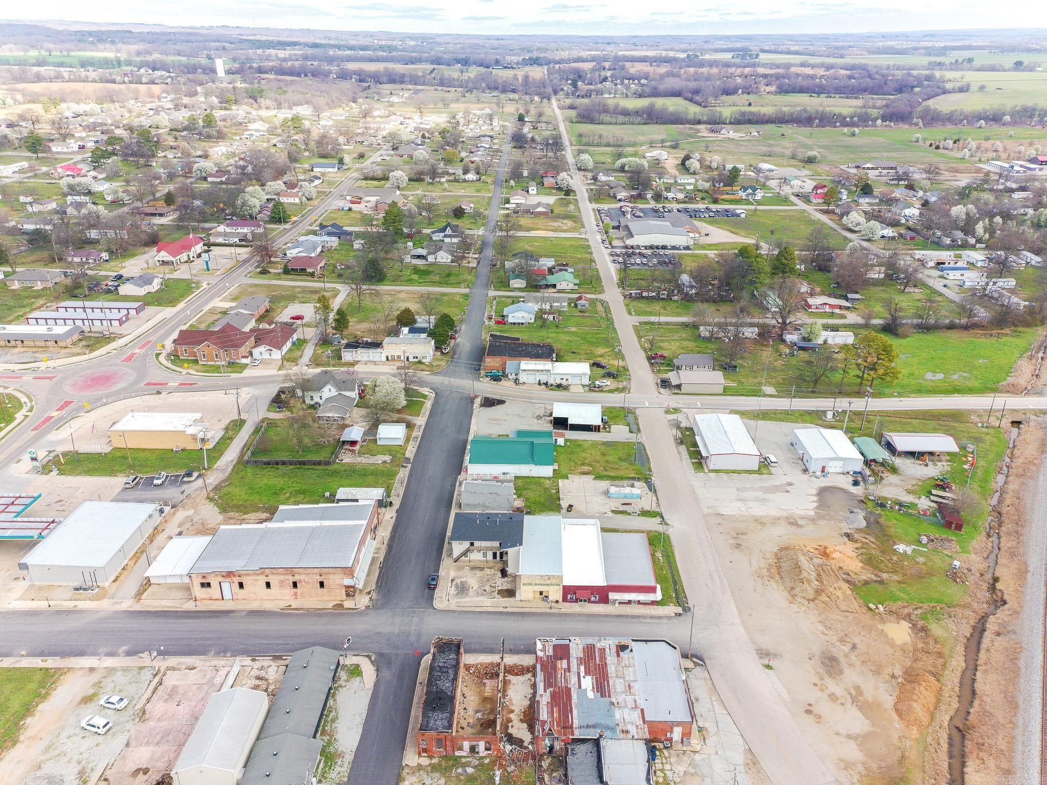 100 S 2nd  Marmaduke, AR