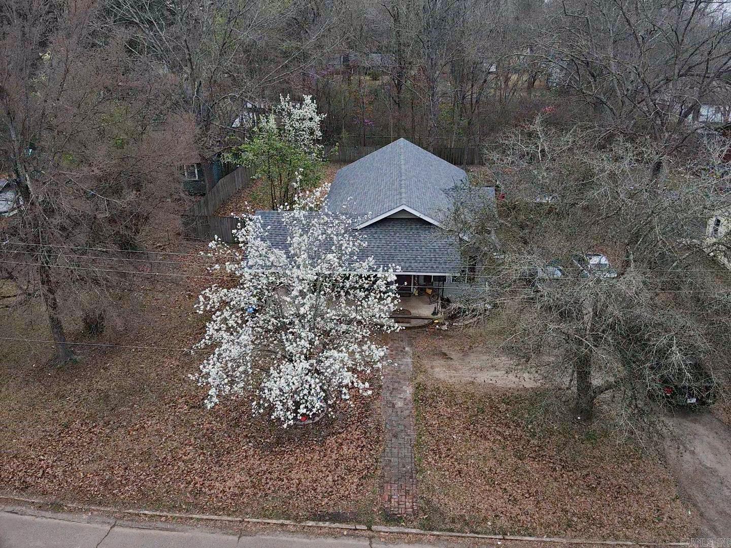 908 E Pine  Gurdon, AR