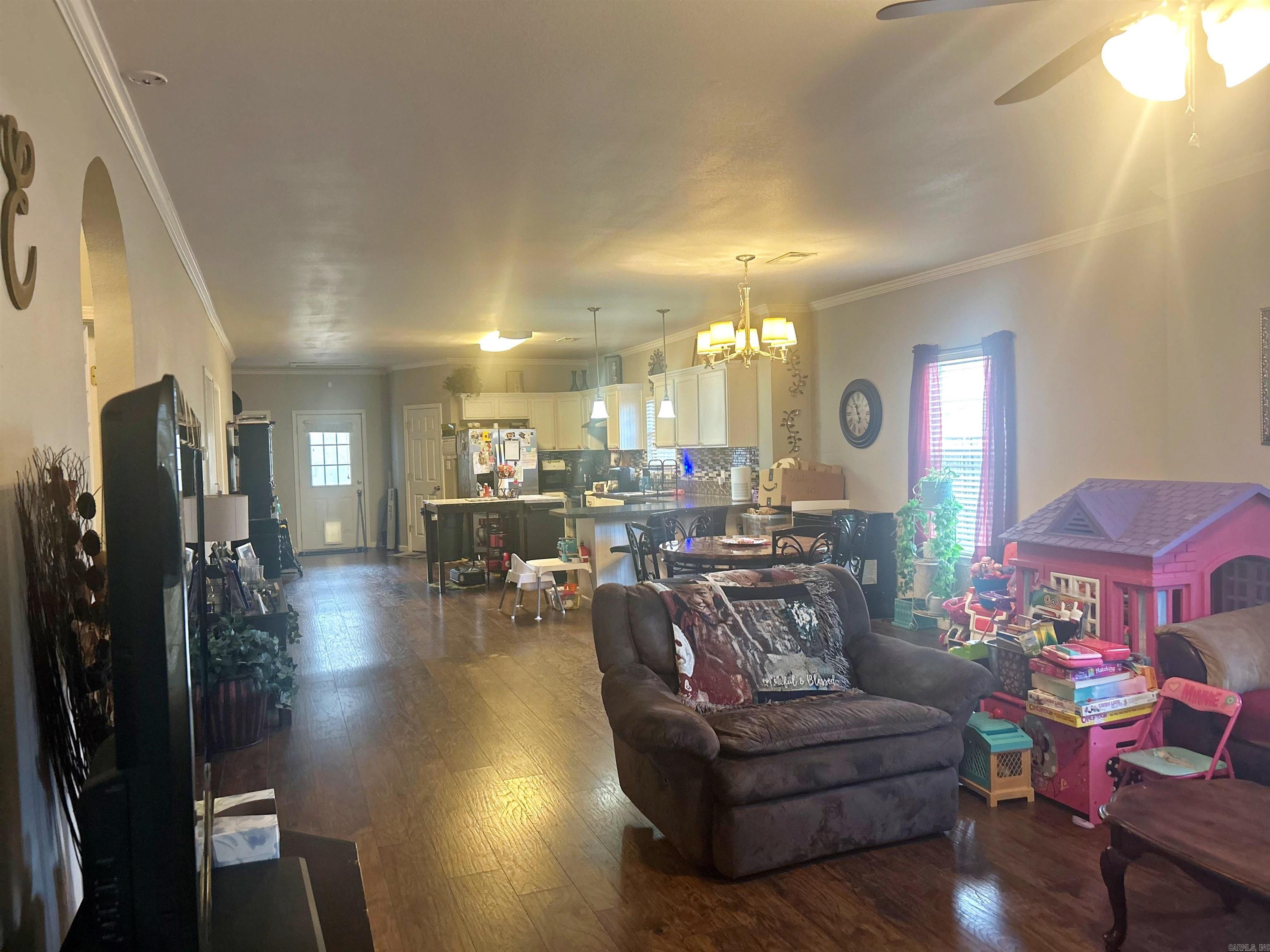 908 E Pine  Gurdon, AR