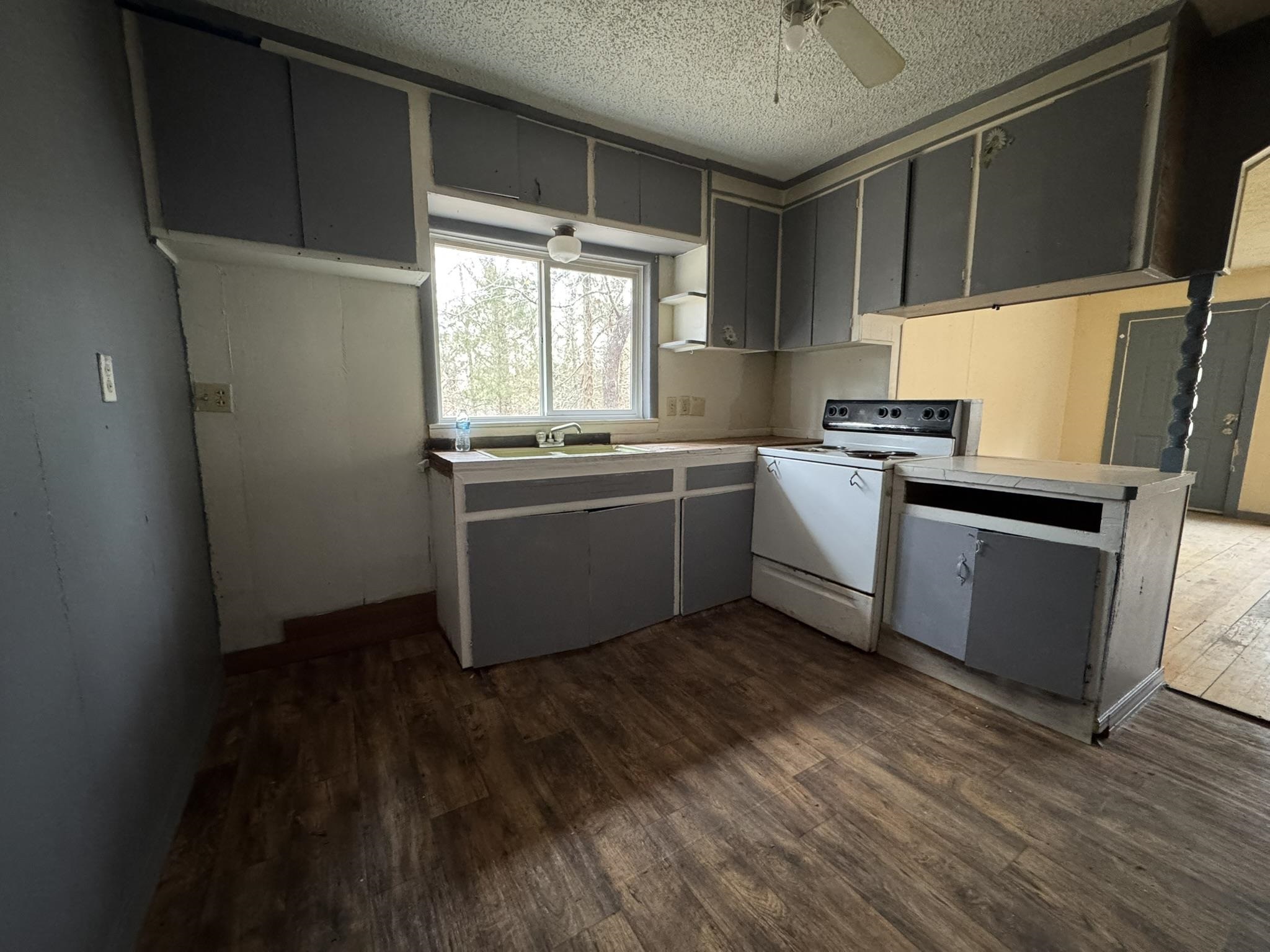 1212 Clark Lane  Horseshoe Bend, AR