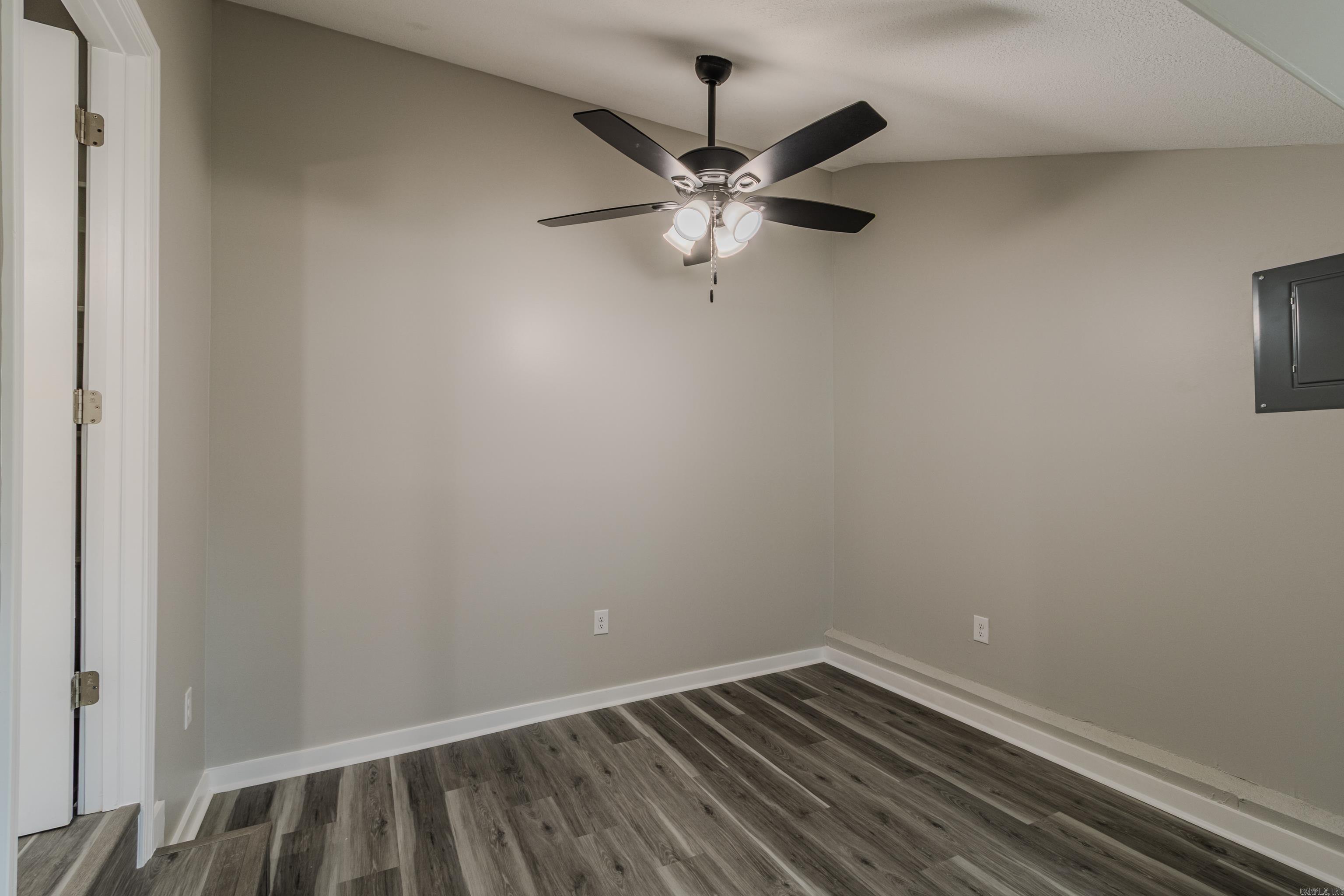 620 N 6th  Paragould, AR