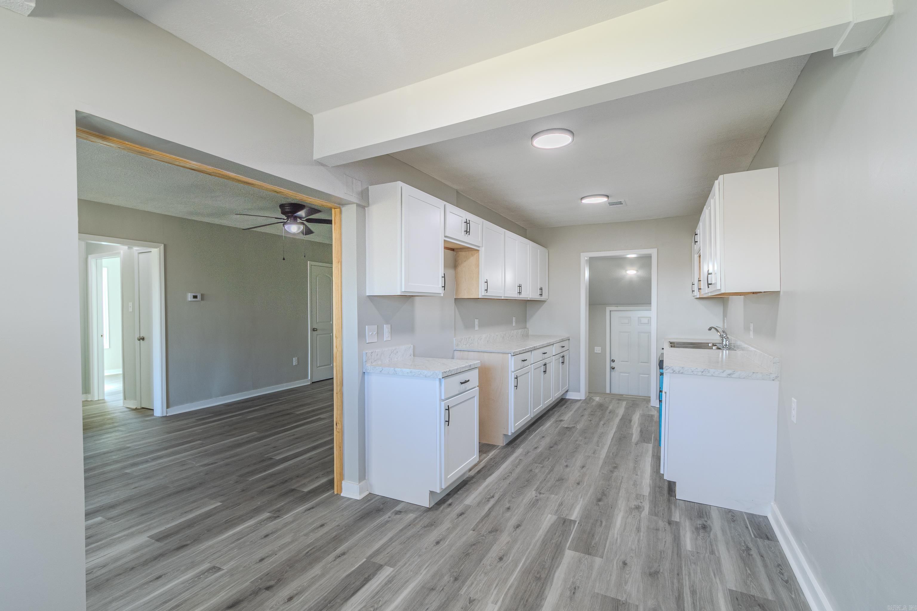 620 N 6th  Paragould, AR