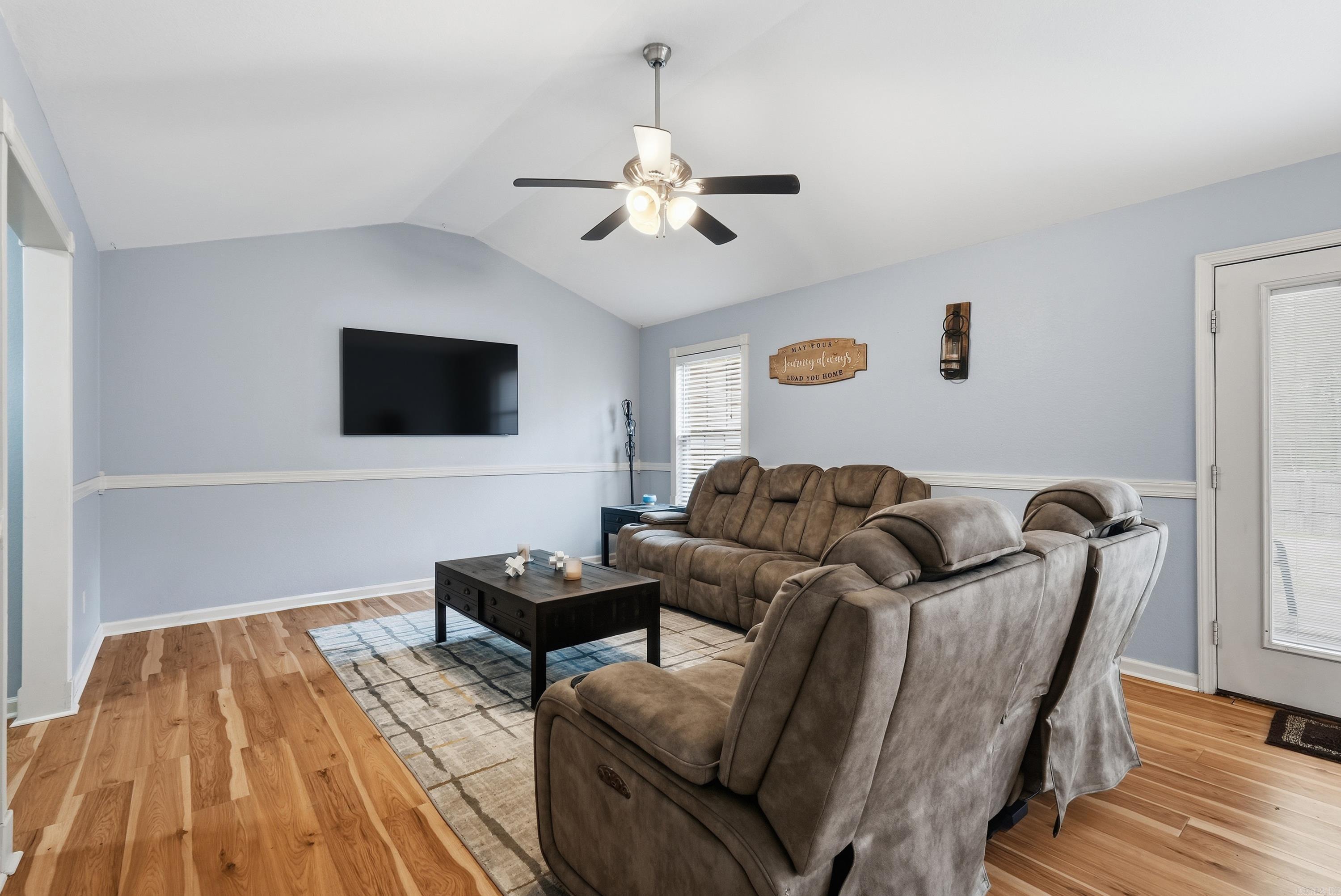 302 Weathering  Austin, AR