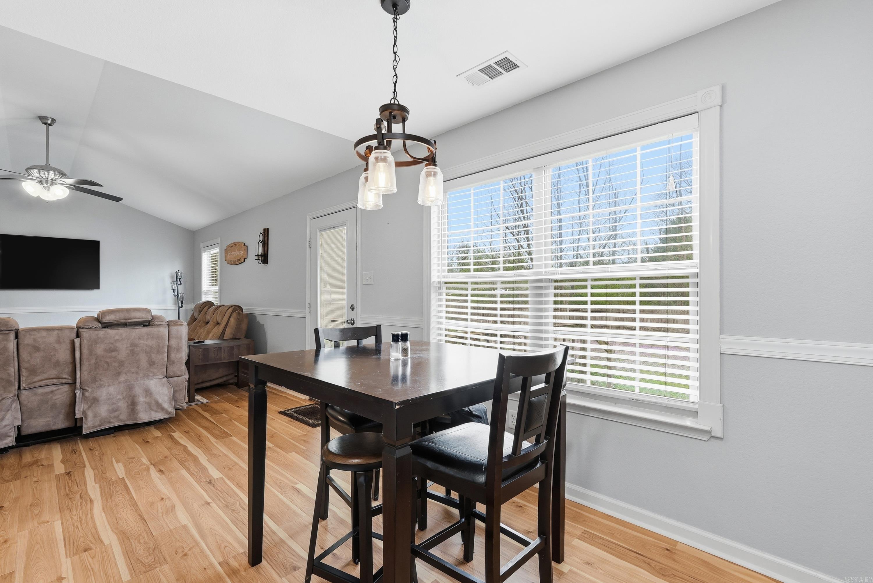 302 Weathering  Austin, AR