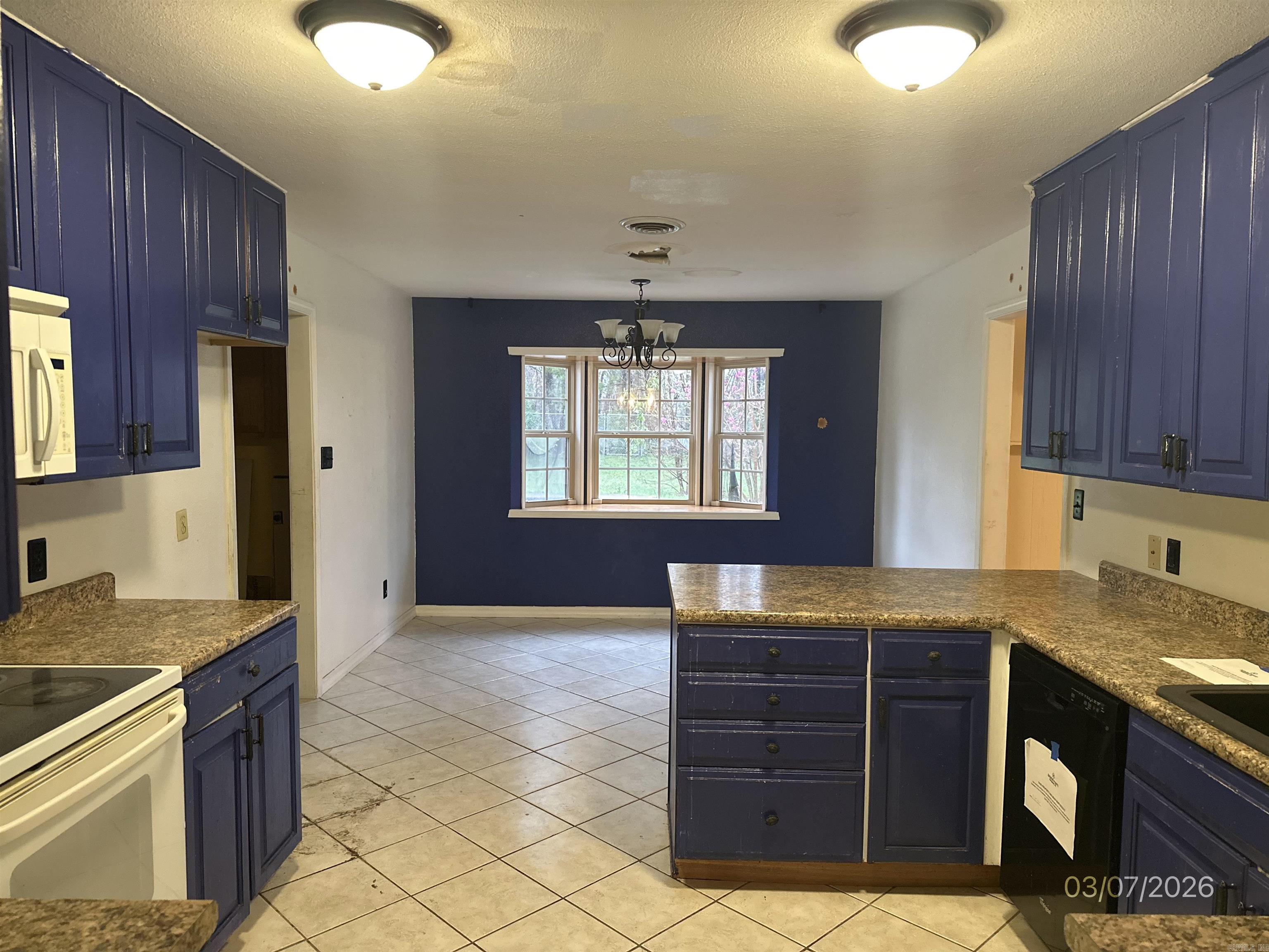 2710 Camelot  Russellville, AR