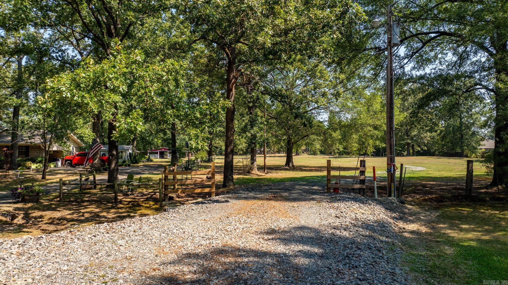 17 & 21 Snowden Circle  Greenbrier, AR