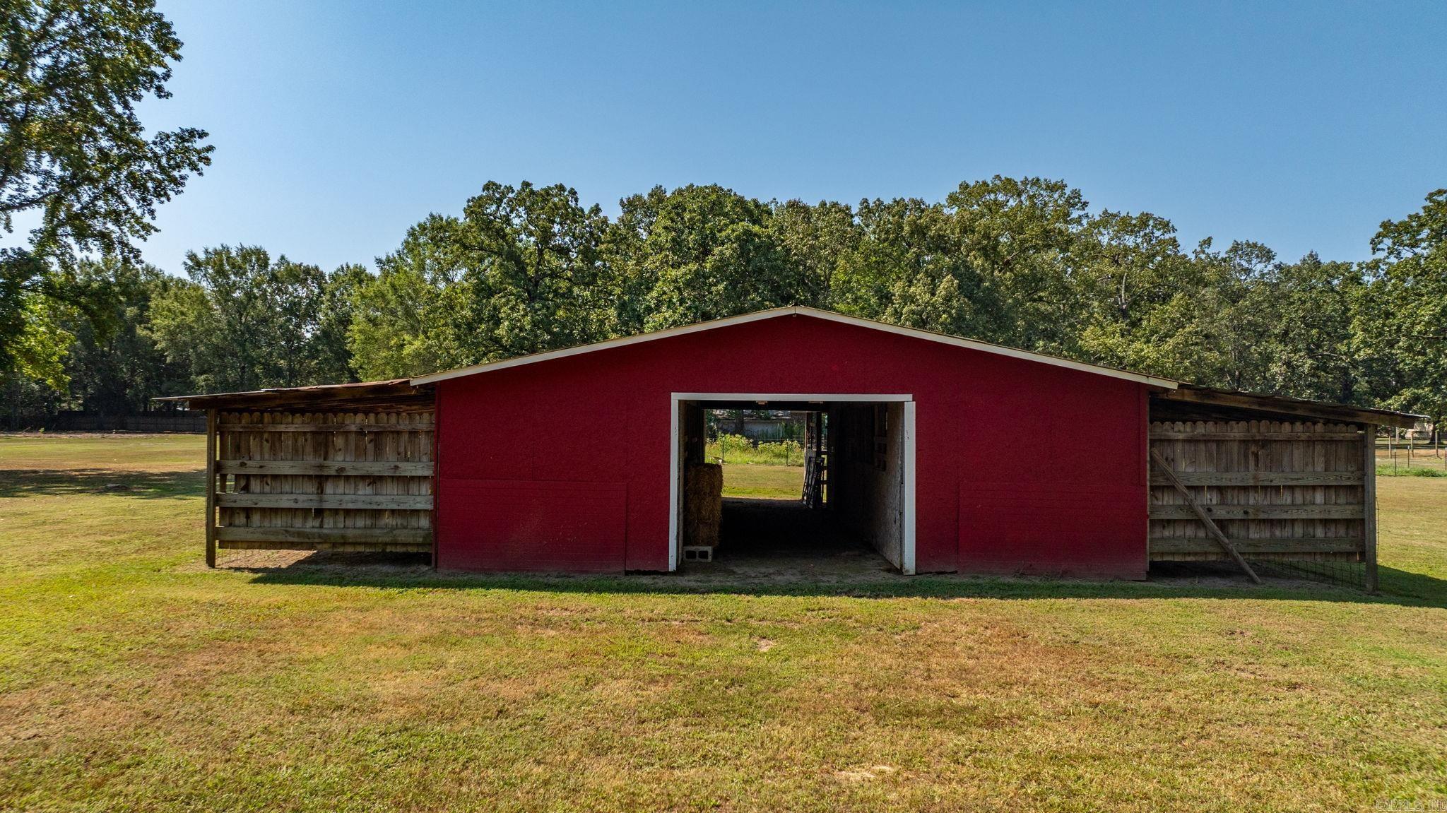 17 & 21 Snowden Circle  Greenbrier, AR