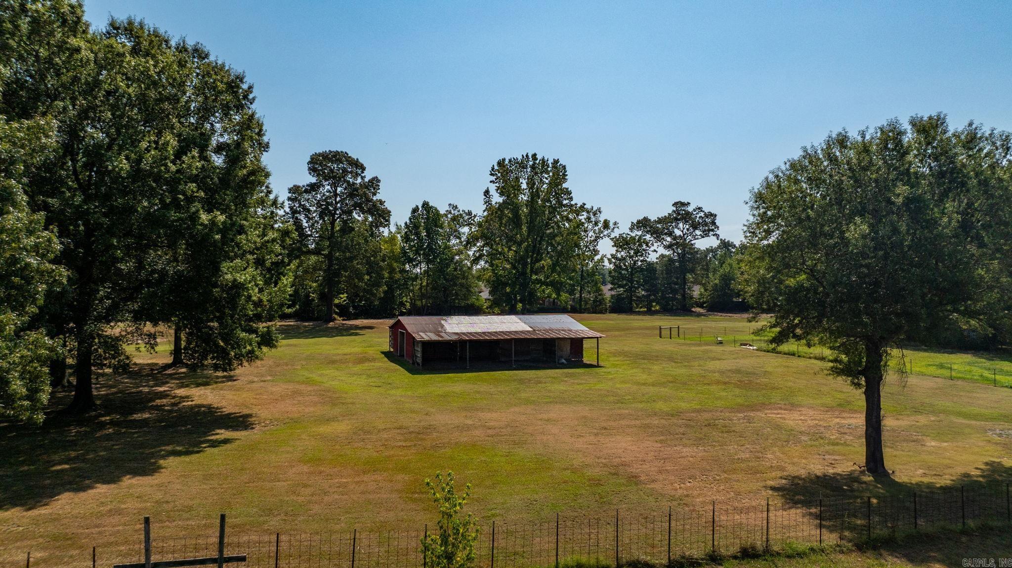 17 & 21 Snowden Circle  Greenbrier, AR