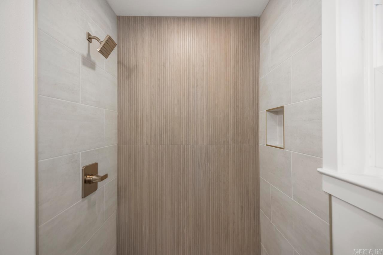 2002 Lynnwood  Benton, AR