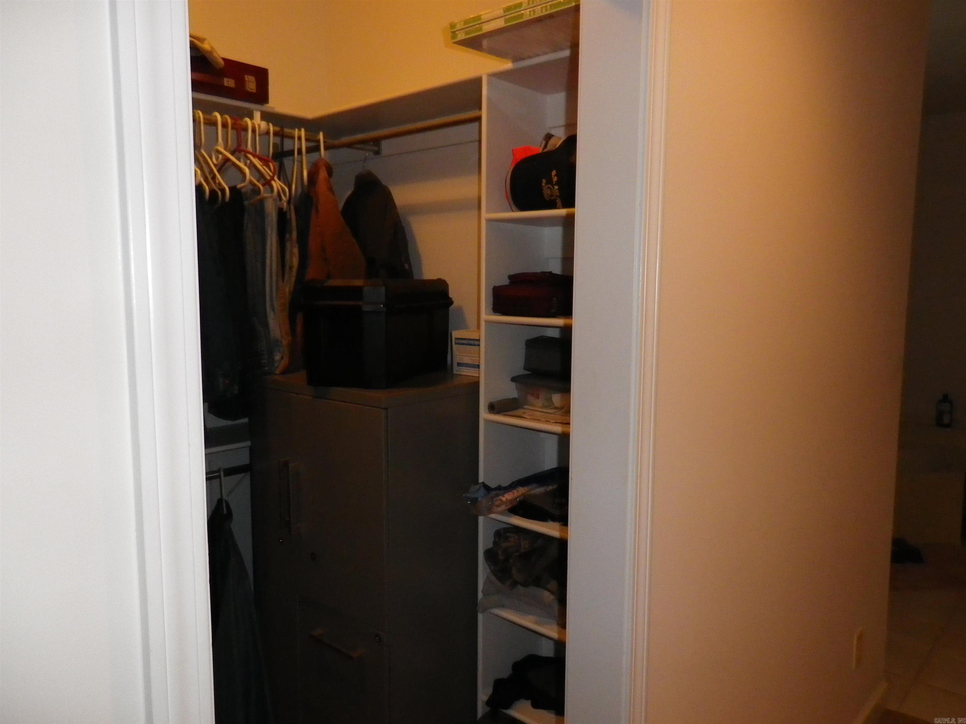 55 LOCHLAND Greers Ferry, AR 72067