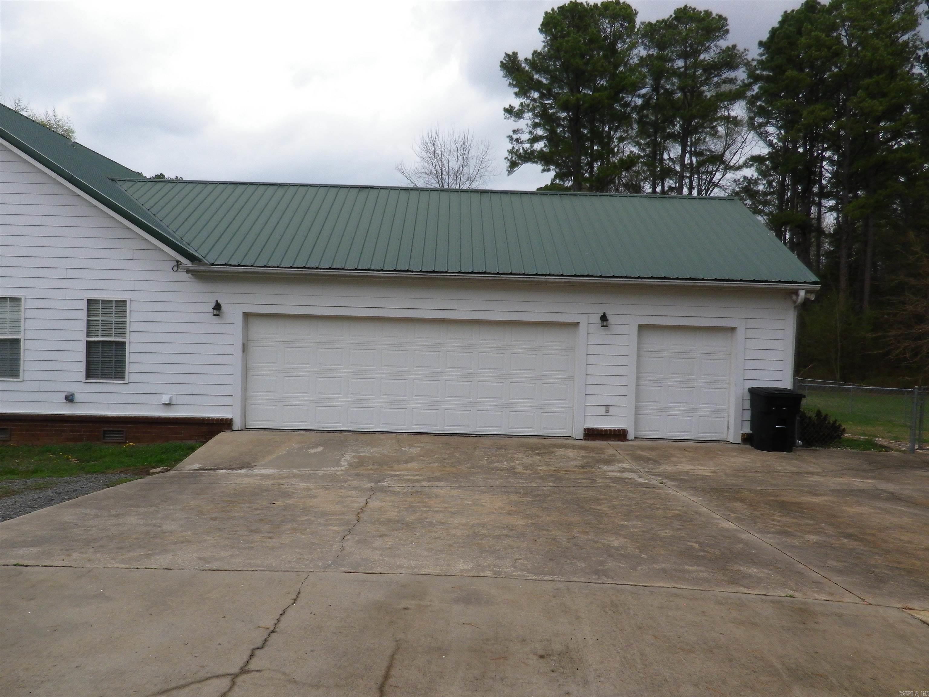 55 LOCHLAND  Greers Ferry, AR