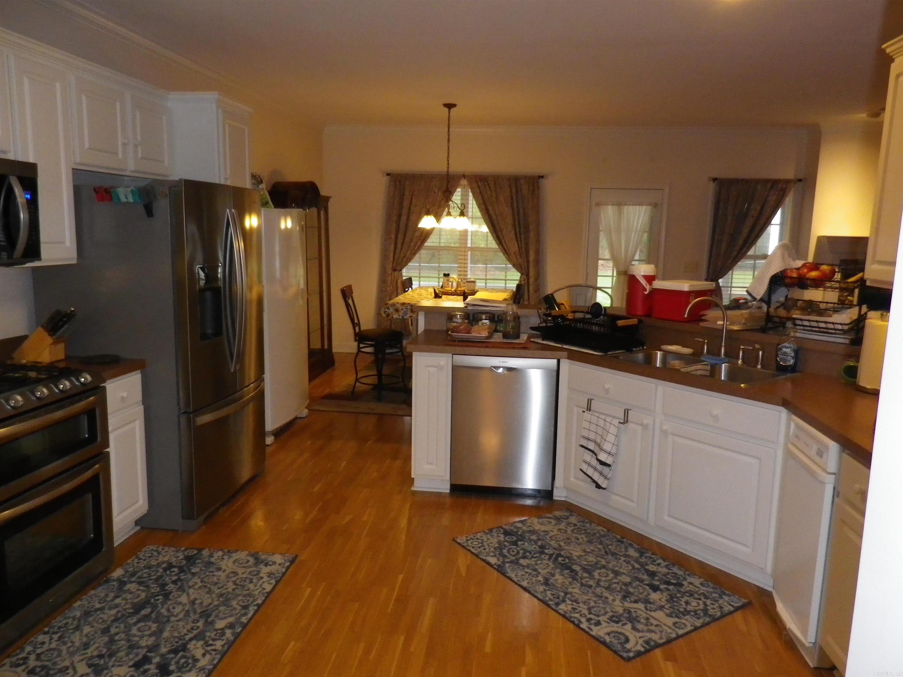 55 LOCHLAND  Greers Ferry, AR