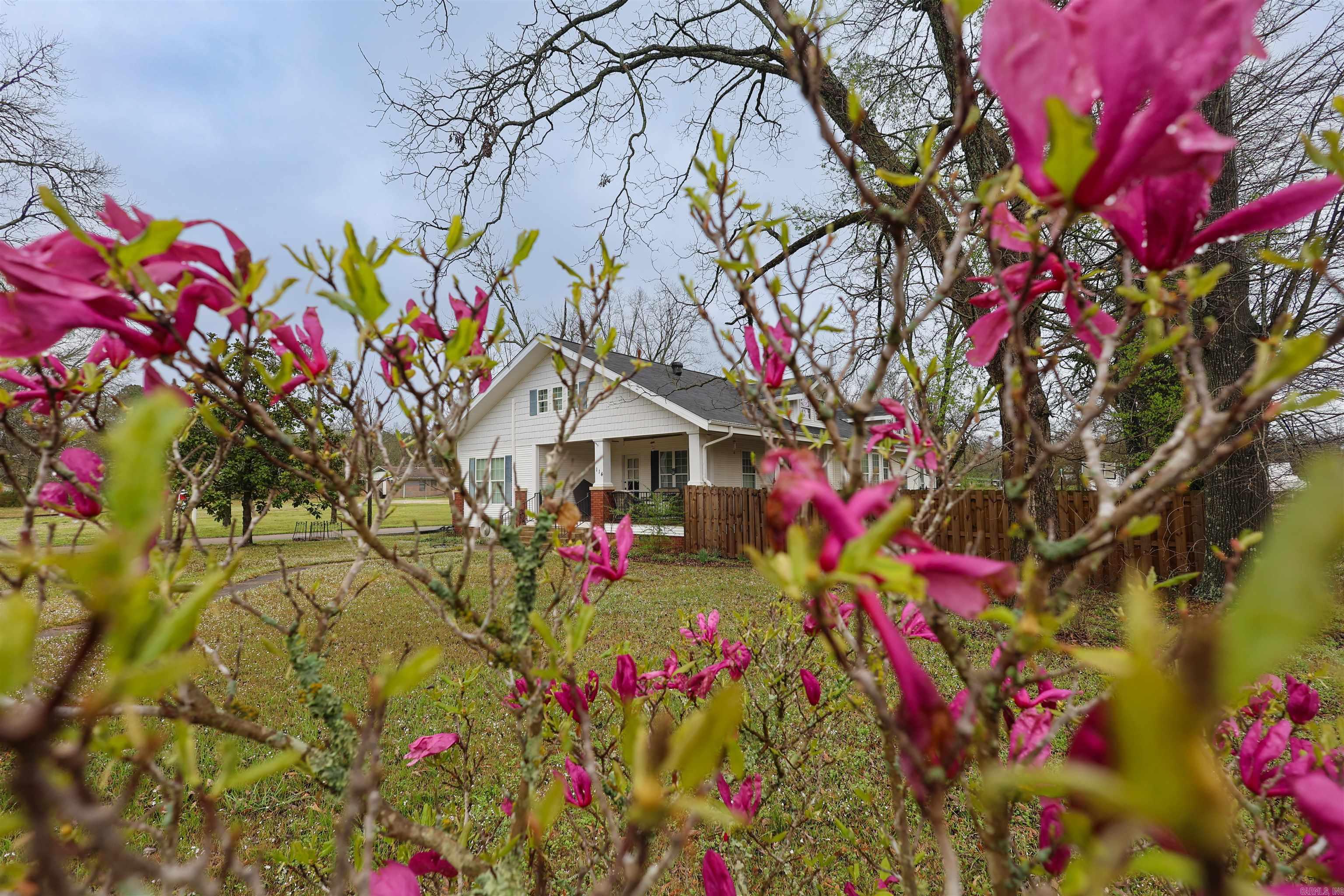 114 N Main  Amity, AR